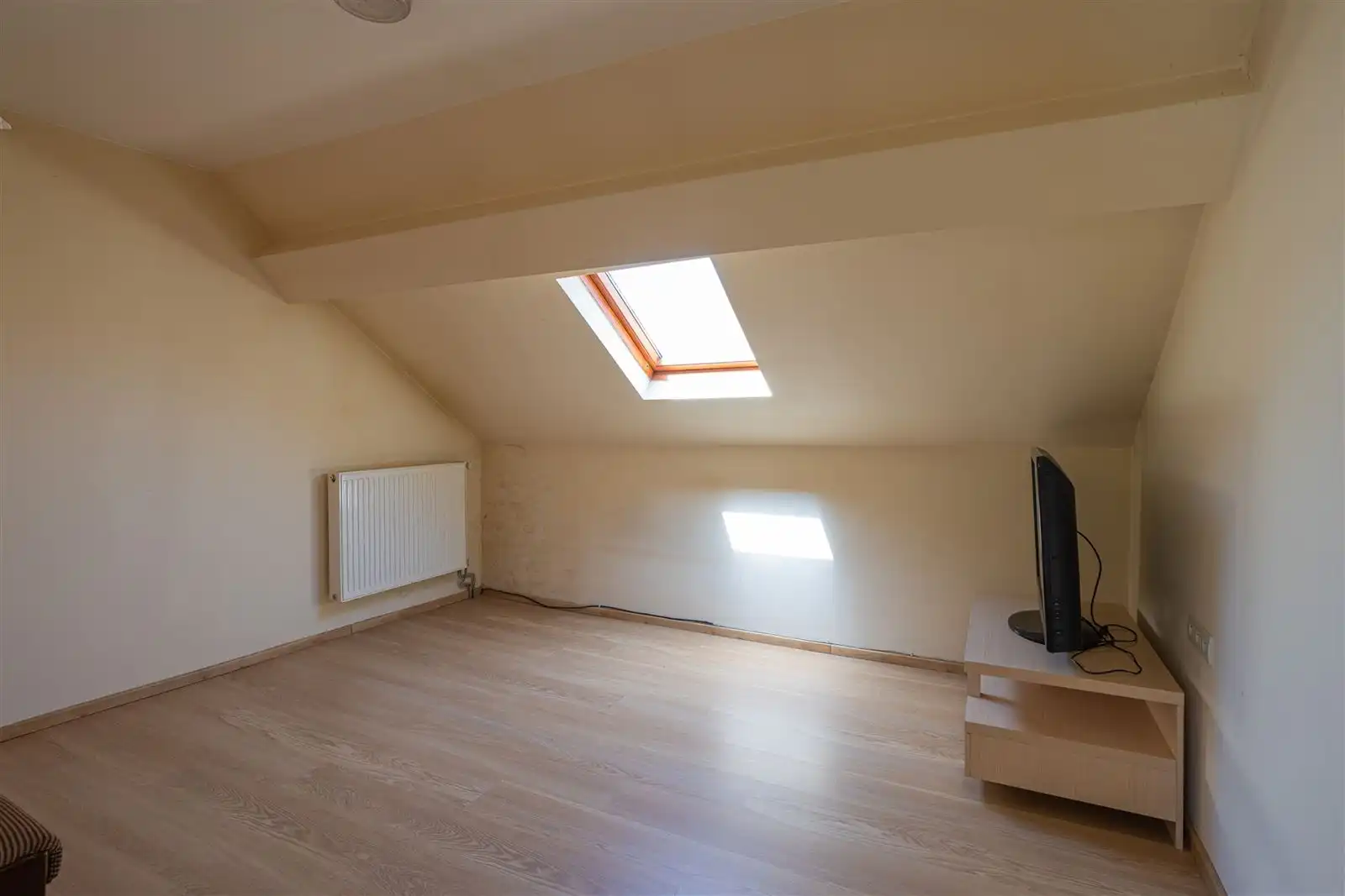 Te renoveren woning met 4 slaapkamers en buitenruimte Gent. foto 12