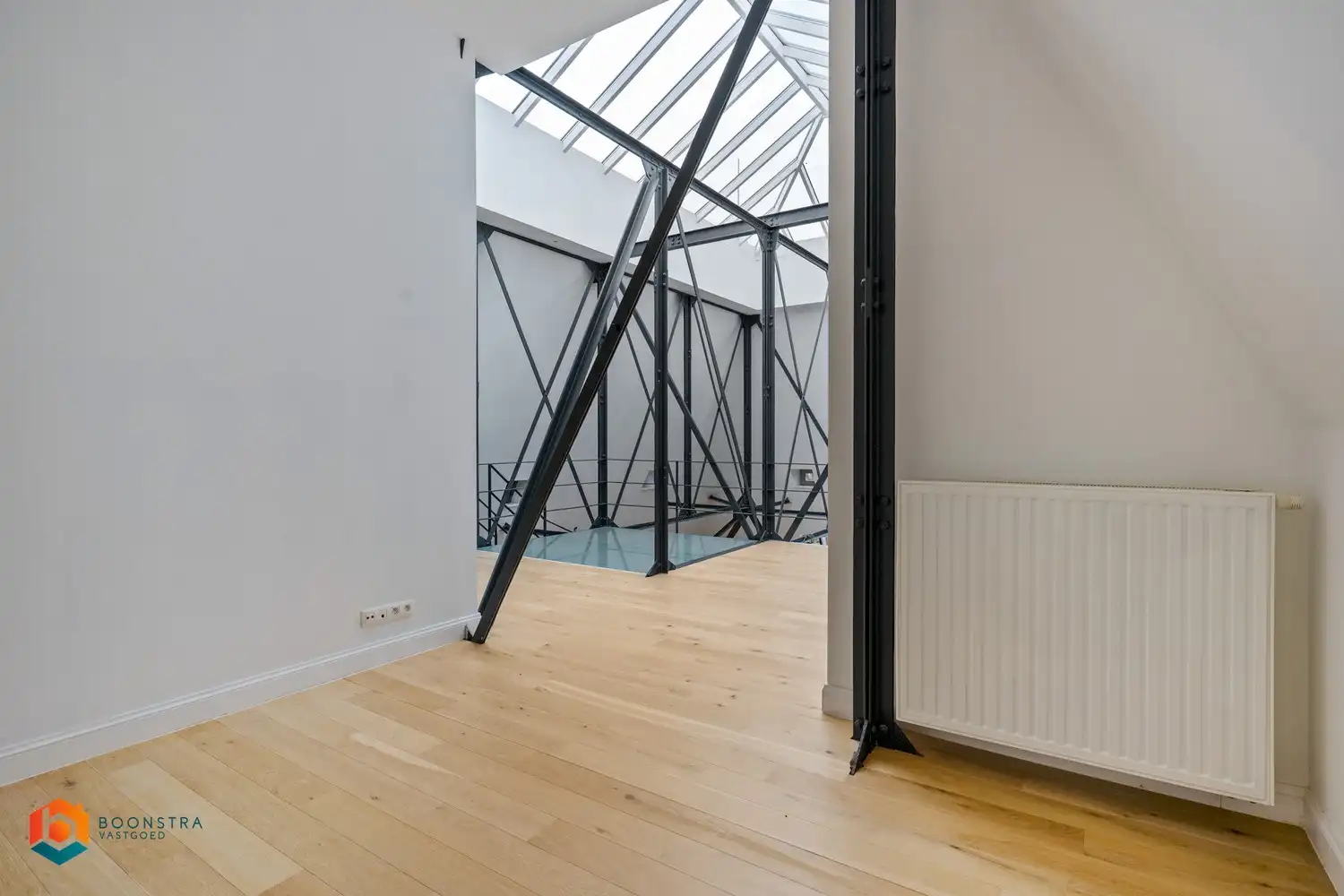 Ruimtelijke industriële loft (+/- 194 m²) met 3 slpkrs foto 17