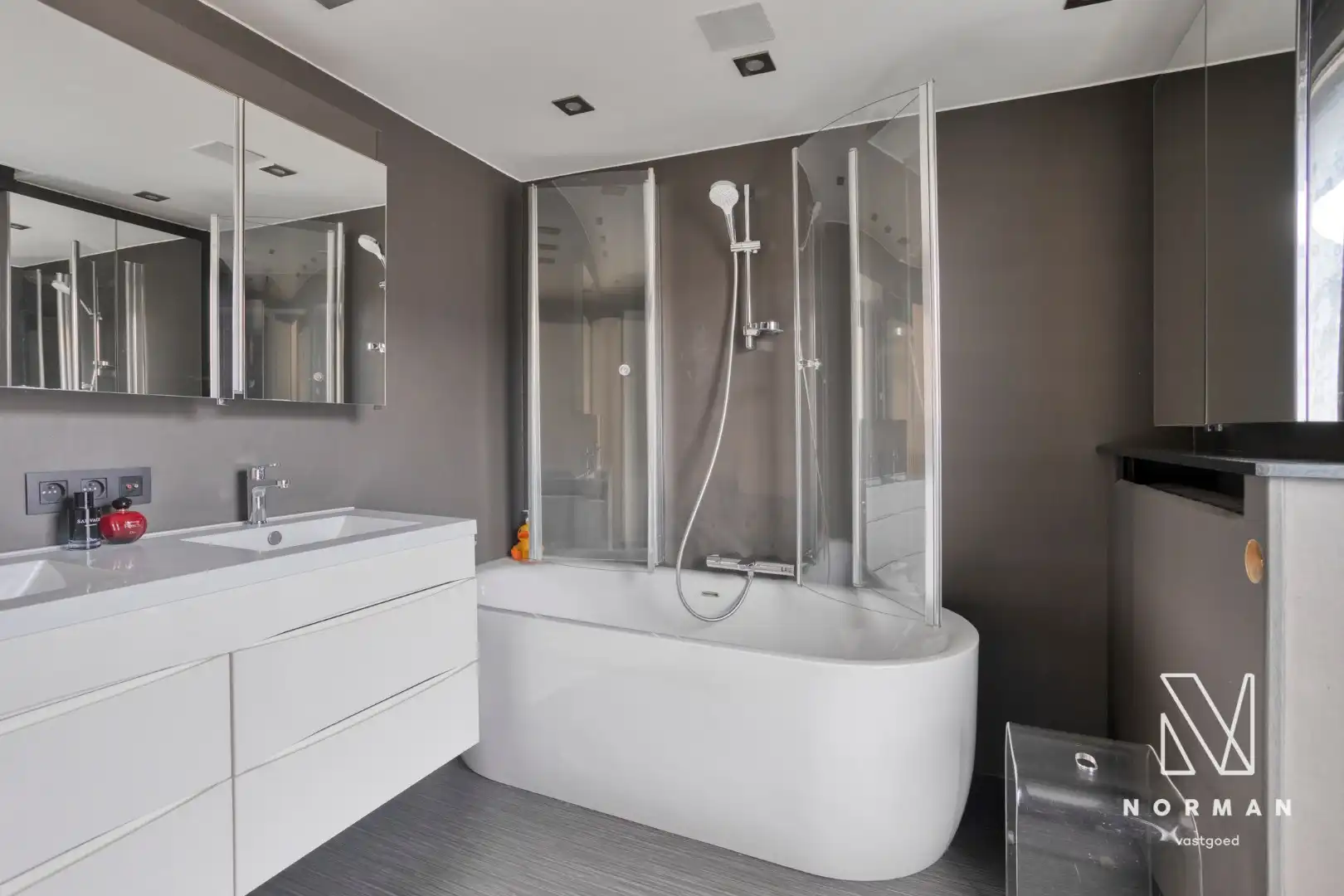 OPENDEUR 21/2 VAN 10U30 TOT 12U foto 19