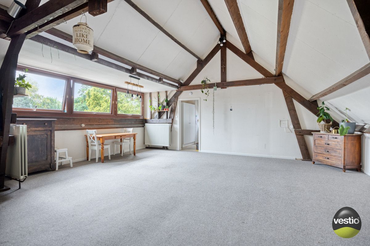 RUIME RESIDENTIEEL GELEGEN VILLA OP 46A89CA NABIJ CENTRUM BILZEN. foto 34