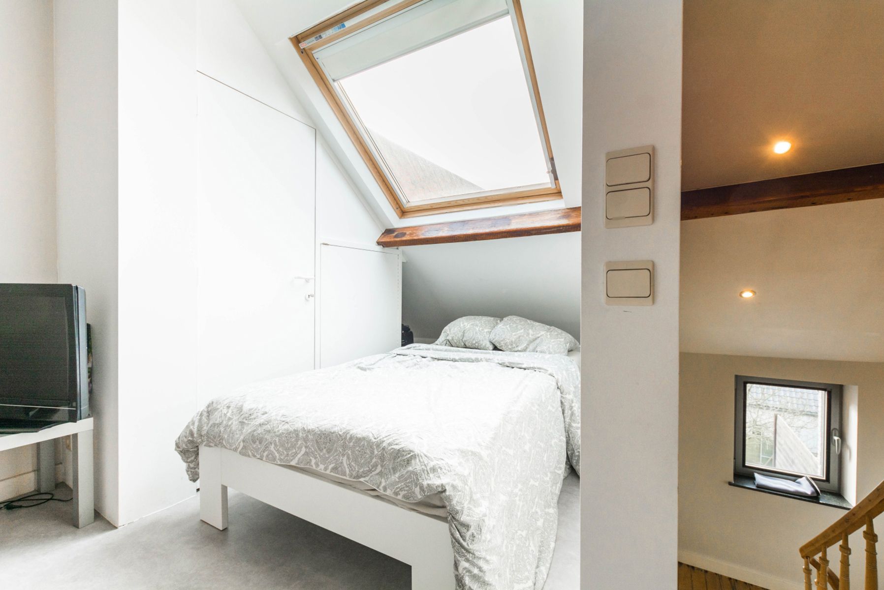 Instapklare rijwoning met 2 slaapkamers, zonneterras en tuin foto 14