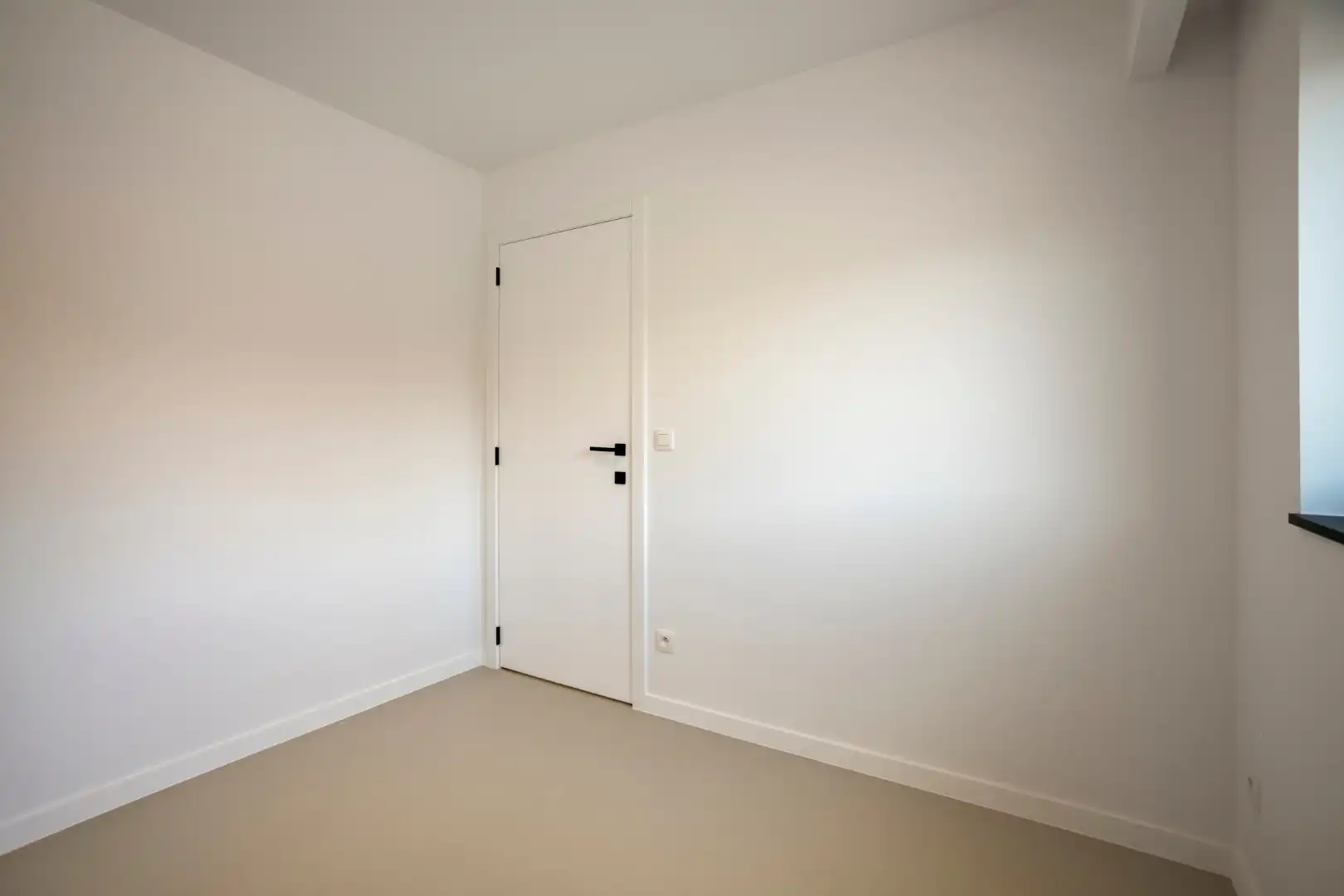 Gerenoveerd ruim en lichtrijk appartement met 2 slaapkamers en ruim terras - EPC label B foto 21