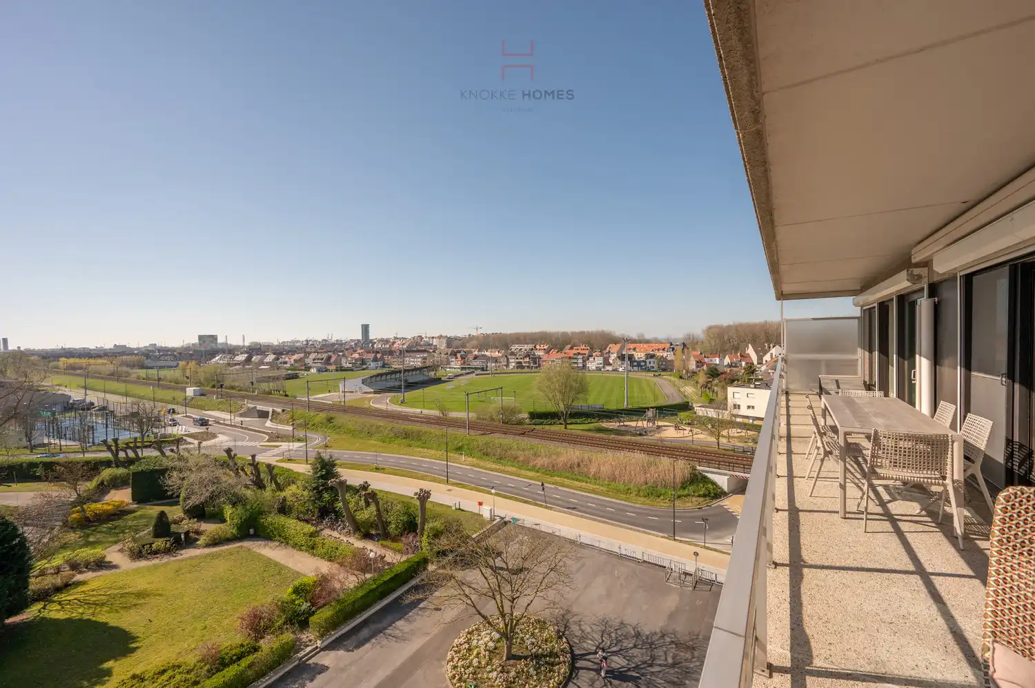 Riant appartement met open zicht over het meer van Duinbergen foto 7