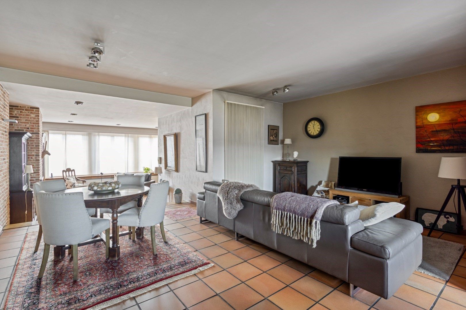 Polyvalente woning met garage foto 6