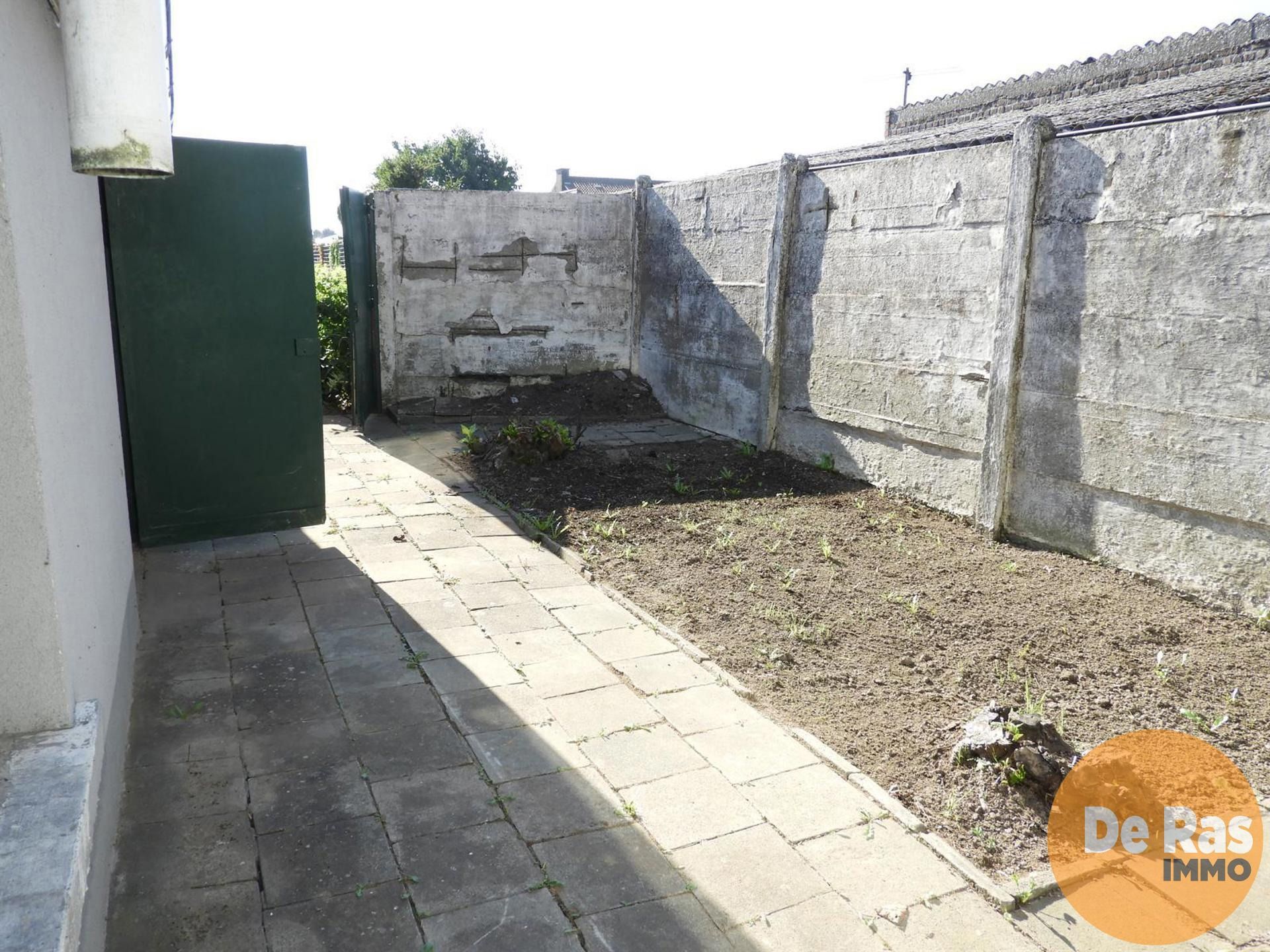 ERONDEGEM – Te renoveren halfopen bebouwing met uitzicht foto 17