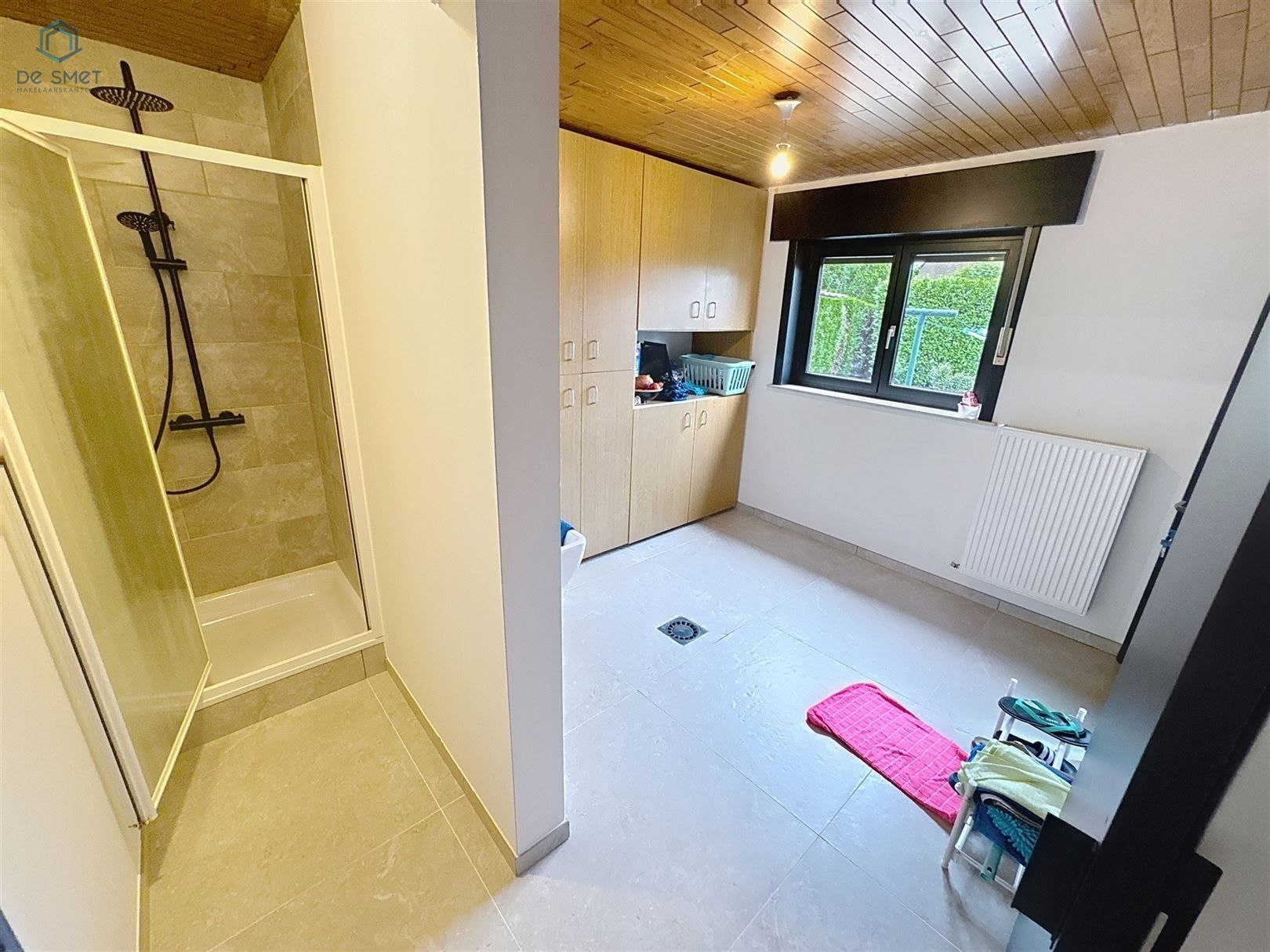 Prachtig gerenoveerde villa met 4 slaapkamers, garage en zwembad foto 27