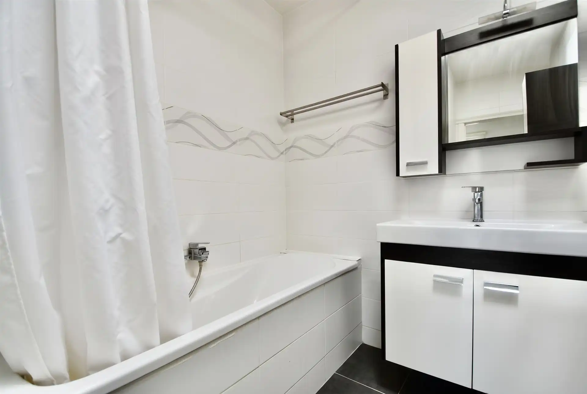 Ruim appartement met drie slaapkamers in Temse  foto 10