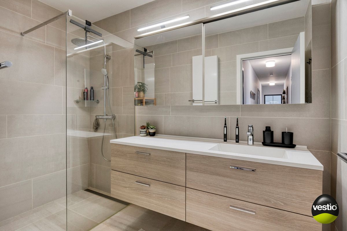 PRACHTIG APPARTEMENT VAN 90M² MET 2 SLK AAN STADSRAND BILZEN. foto 20