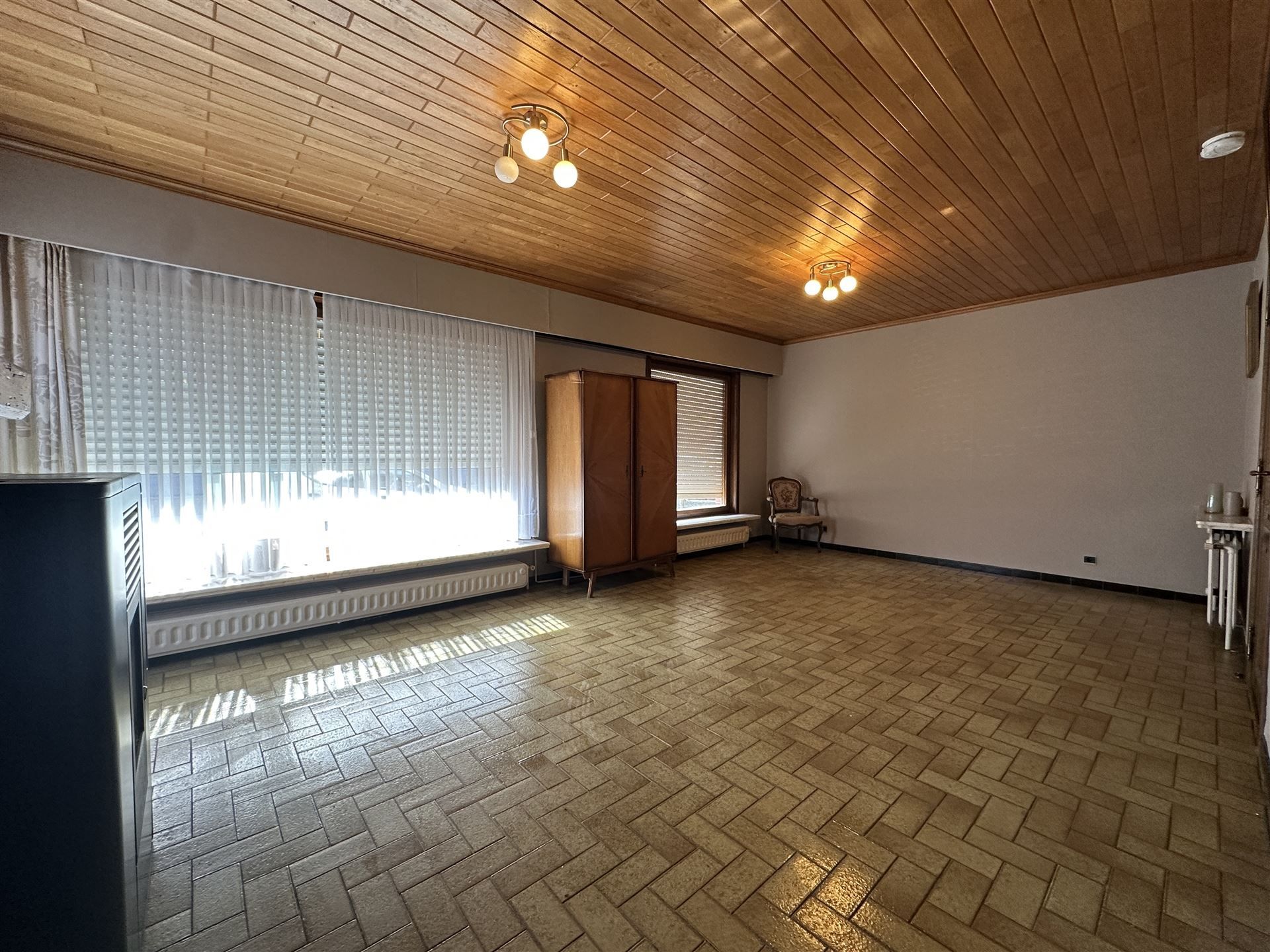 Rustig gelegen te renoveren HOB in Zingem. foto 2