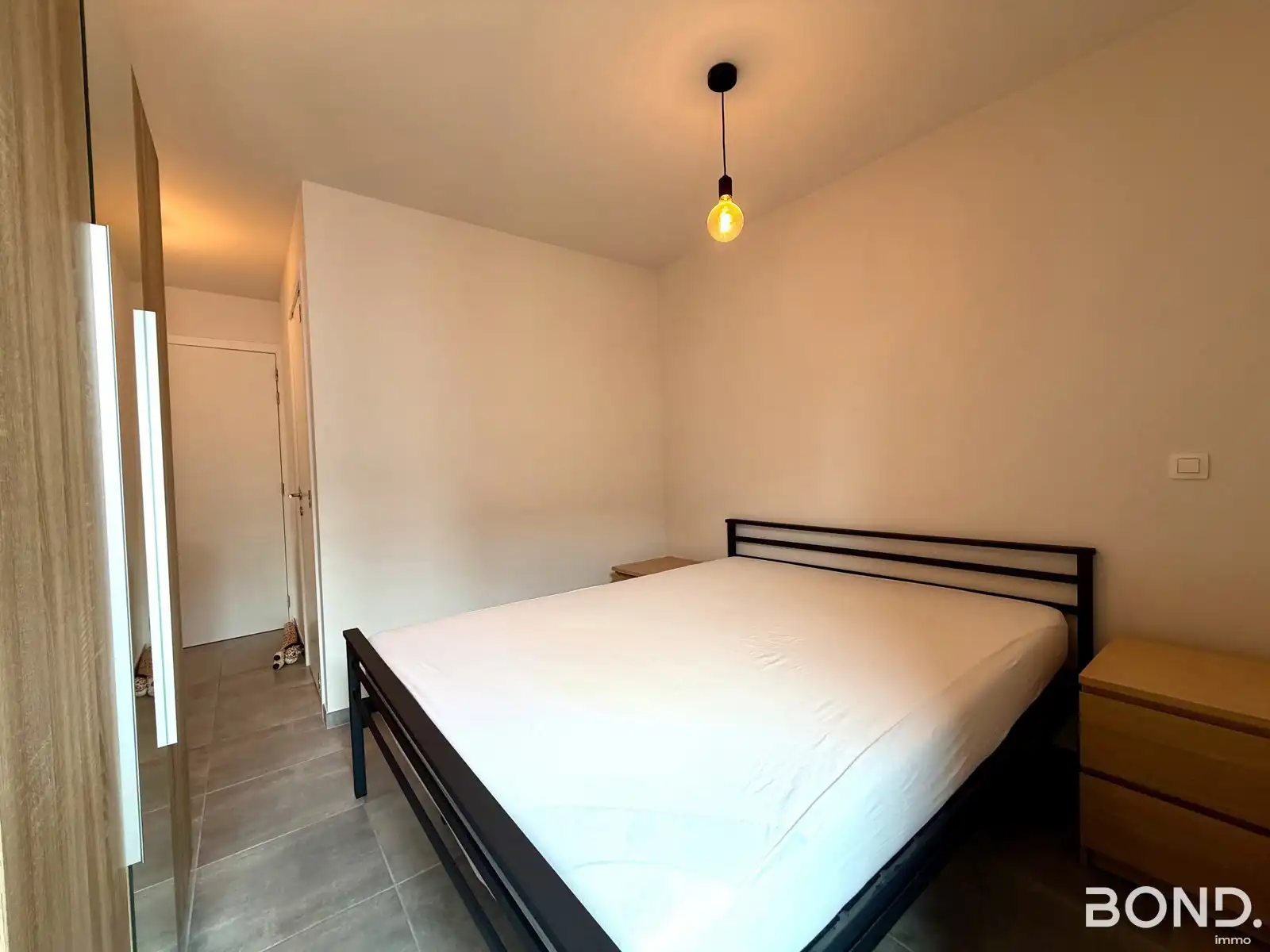 Gemeubeld appartement met 1 slaapkamer op toplocatie!  foto 9