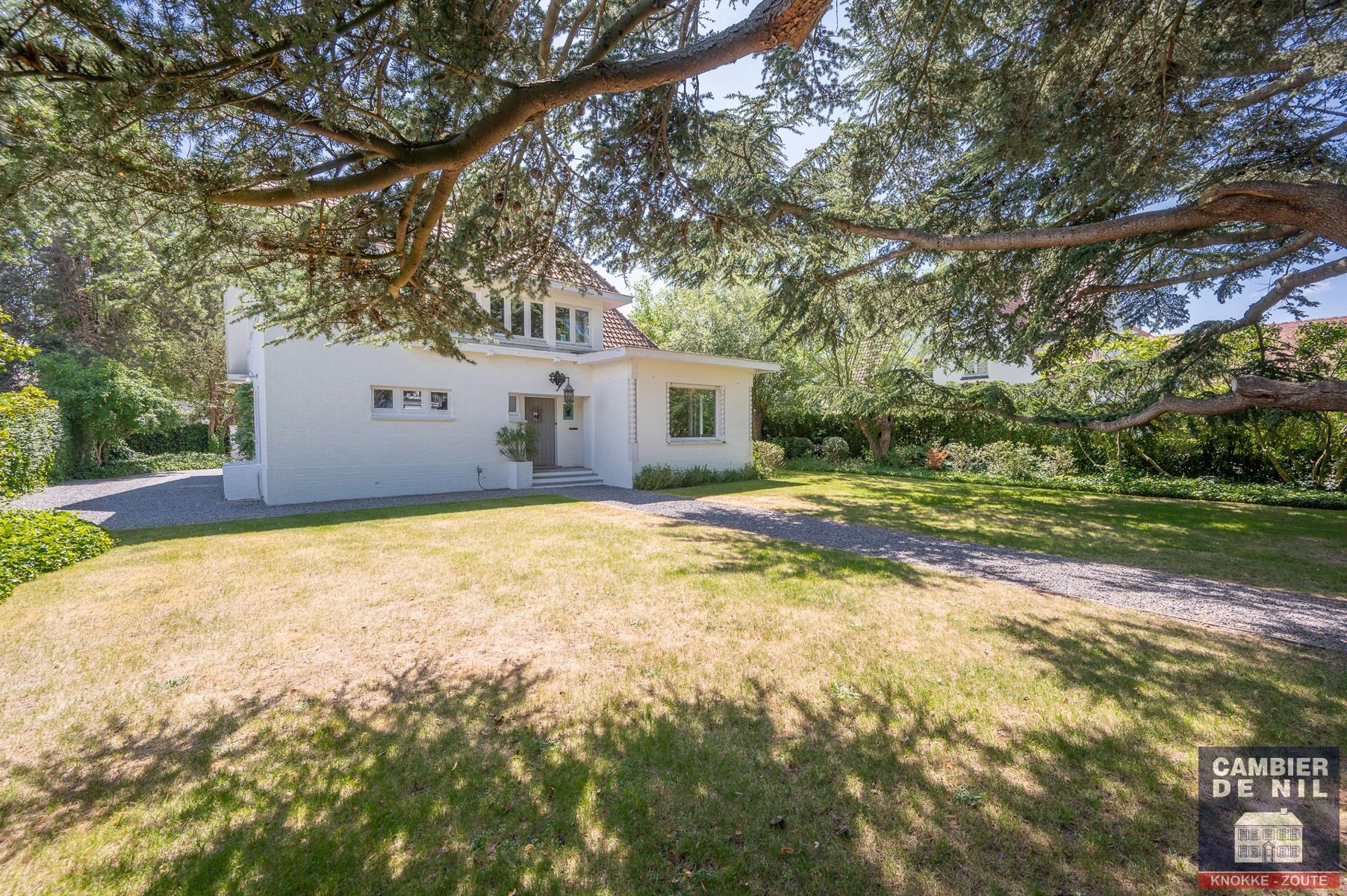 Charmante vrijstaande villa in het hartje Zoute foto 25