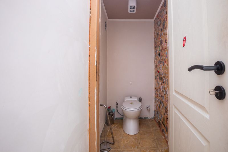Te renoveren woning met2 slaapkamers op een totale oppervlakte van 481m². foto 11