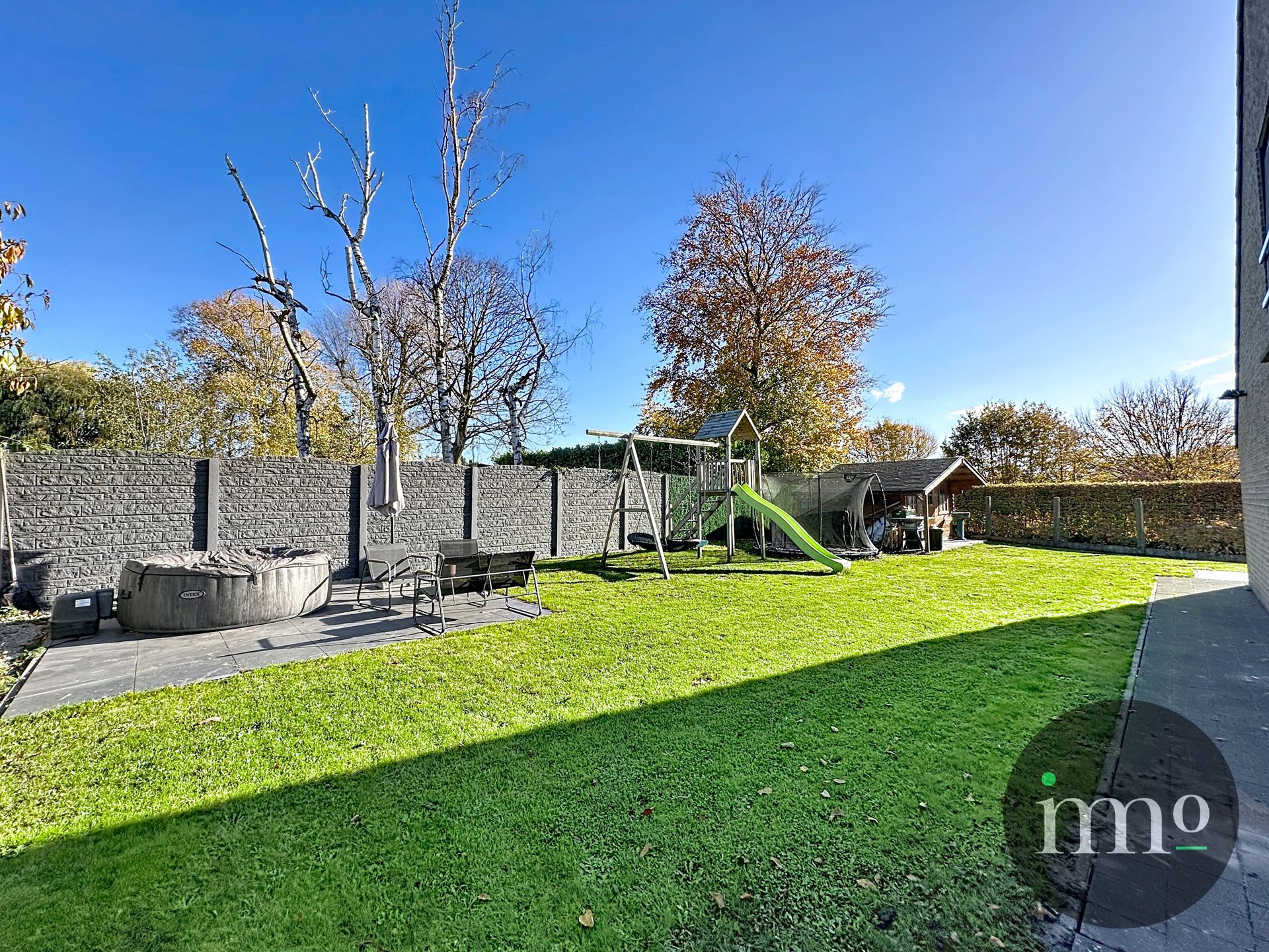 Gerenoveerde villa met tuin en 3/4 slaapkamers foto 4