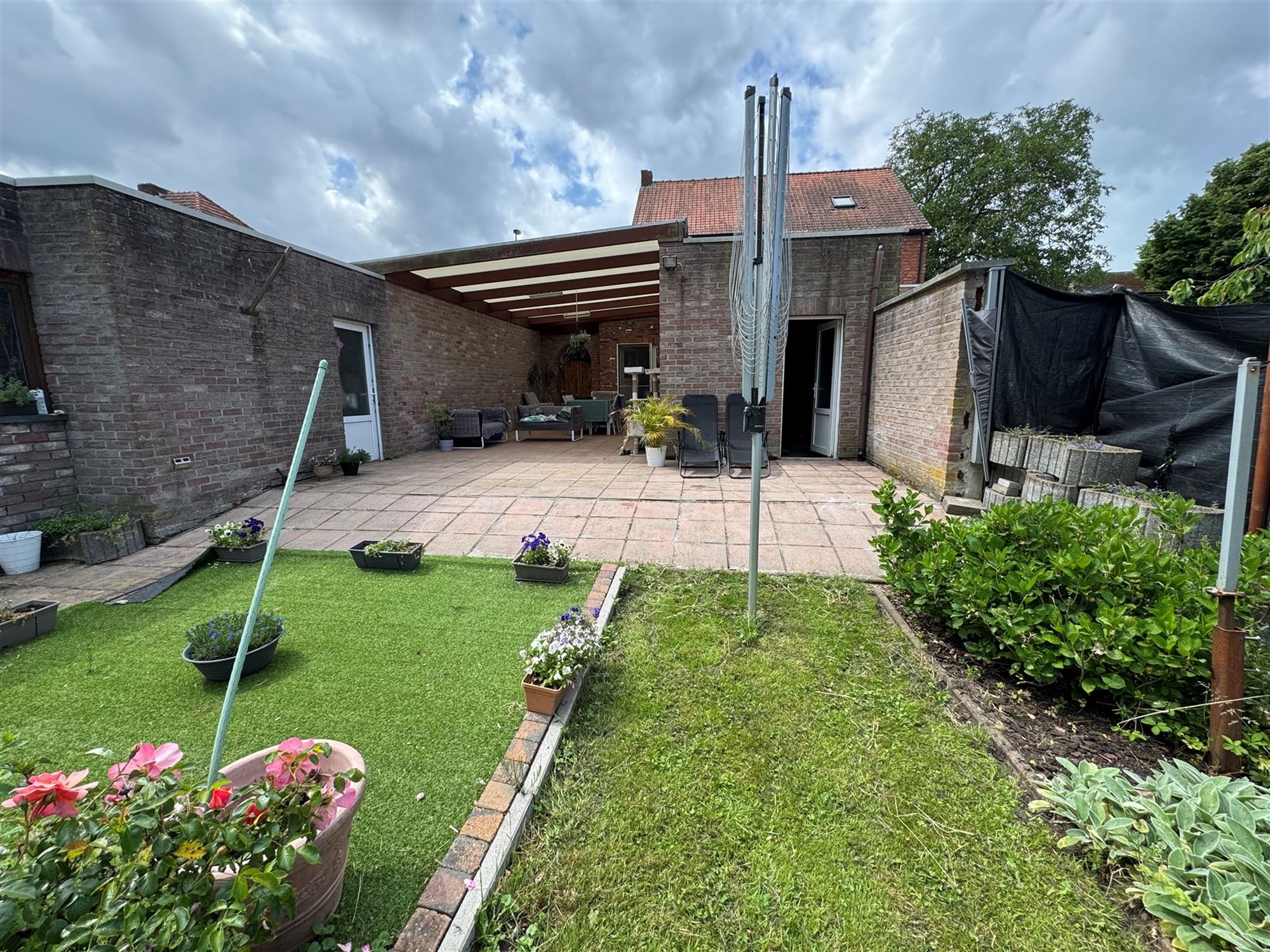 PERFECT ONDERHOUDEN WONING (142M²) MET 3 SLAAPKAMERS, 2 BADKAMERS EN LEUKE TUIN TE BEVERLO foto 23