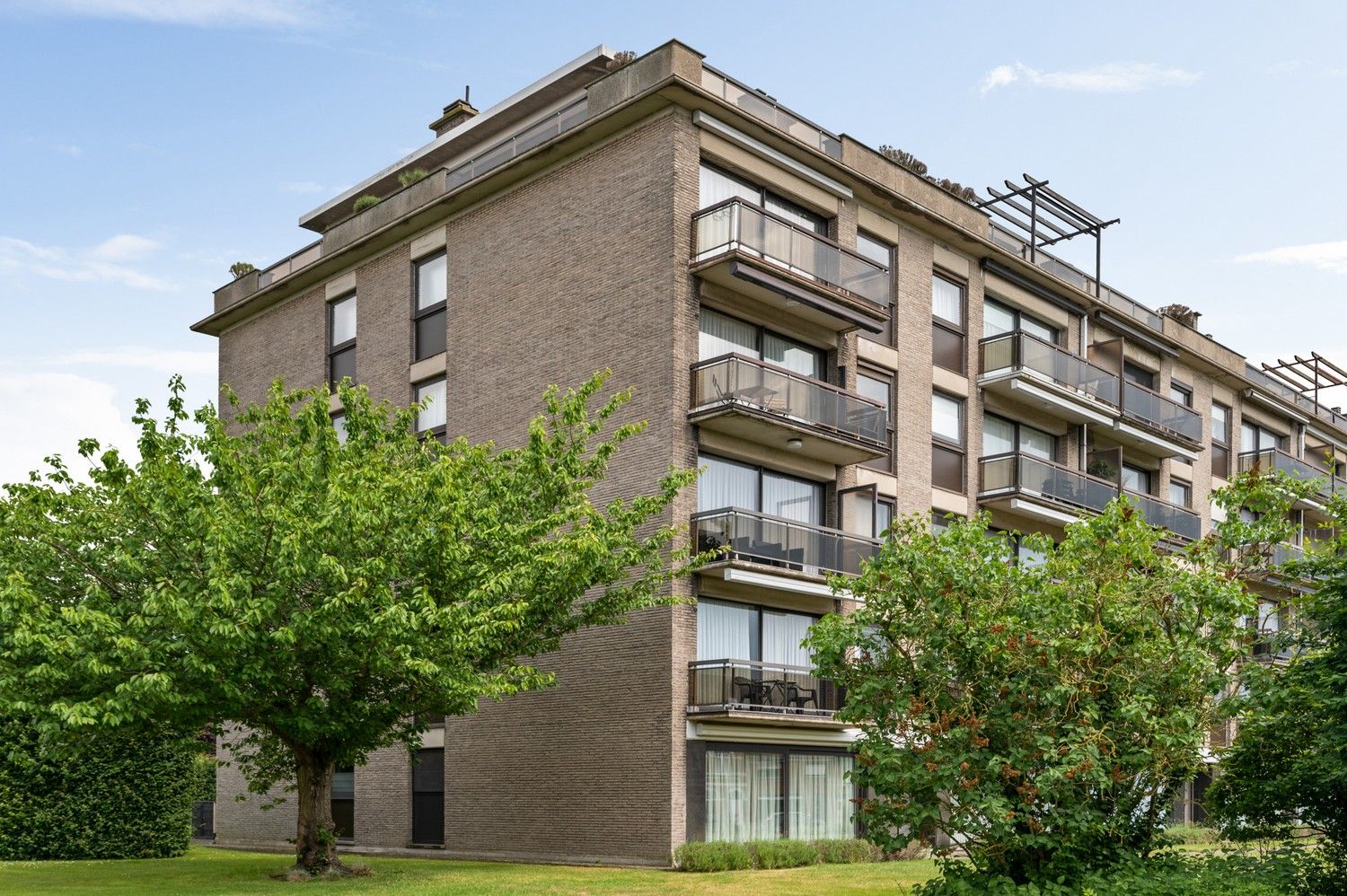 Prachtig verzorgd penthouse met 3 slaapkamers en 360° terras te Lier foto 20