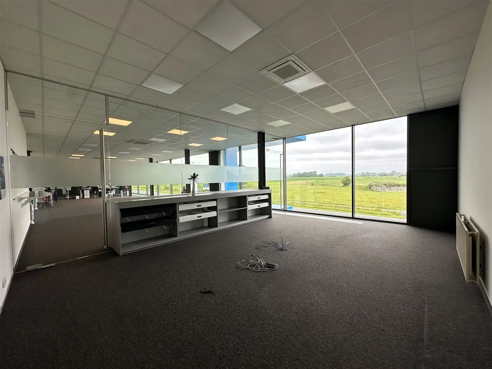 Kantoor/handelspand op toplocatie te Ninove! foto 11