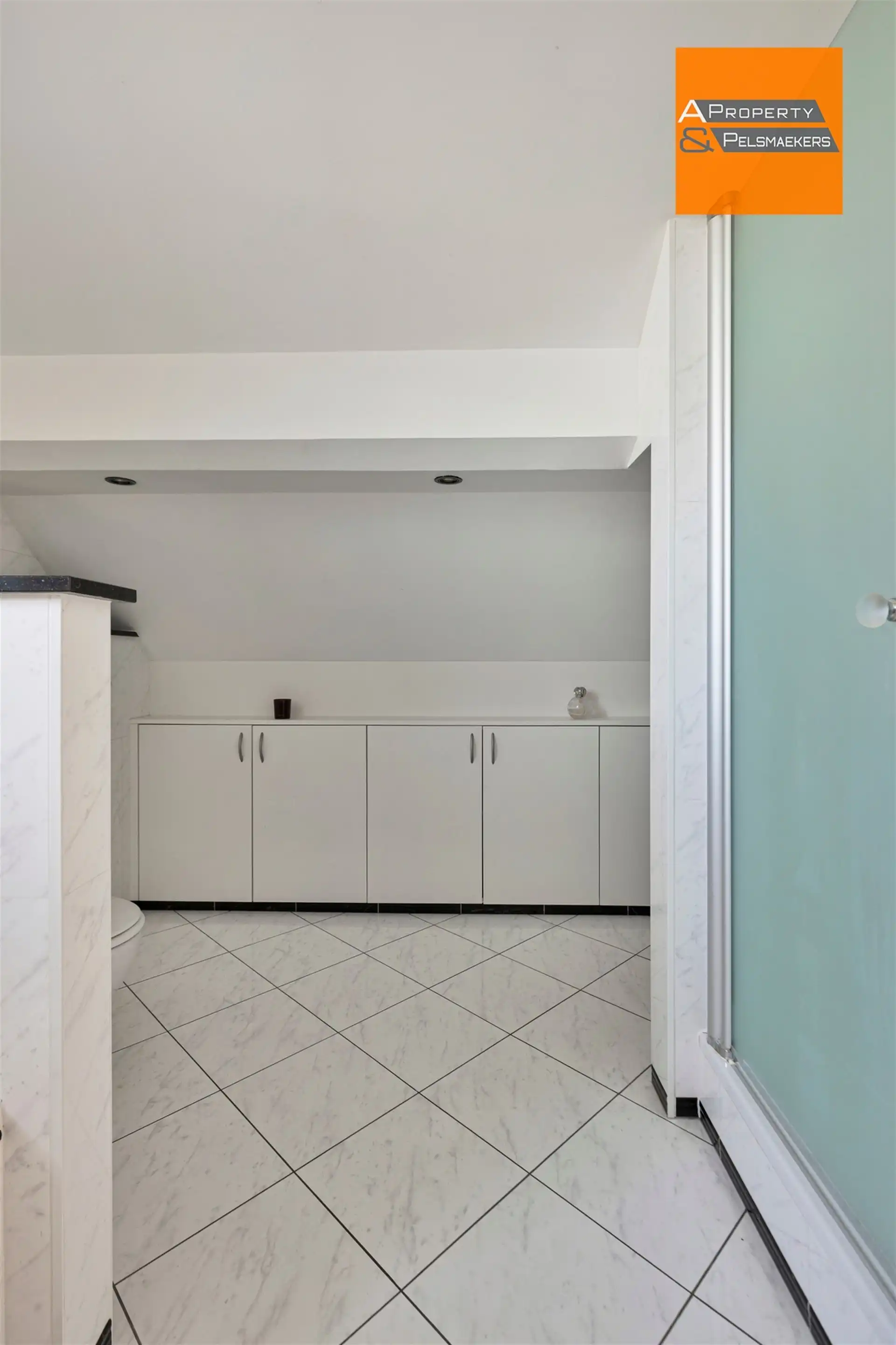 Instapklare, lichtrijke woning op topligging nabij natuurgebied Dorent foto 23