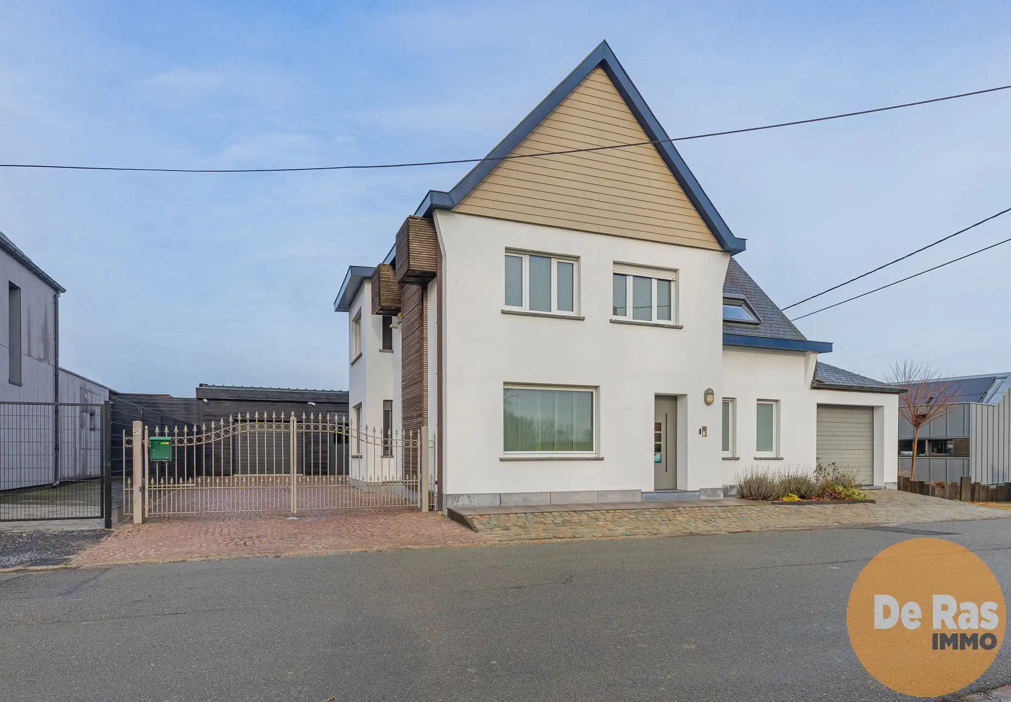 MASSEMEN - Instapklare woning met ruime loods (310m²) foto 2