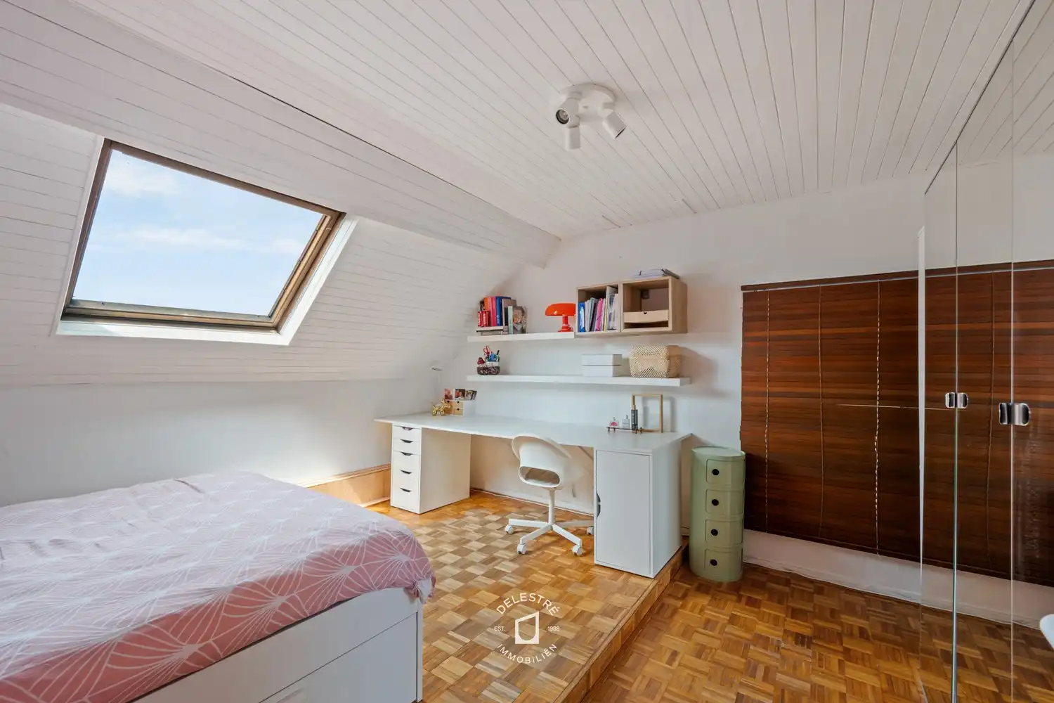 Veelzijdige woning met 3 slaapkamers, ruime bijgebouwen en werkplaats te Okegem foto 21
