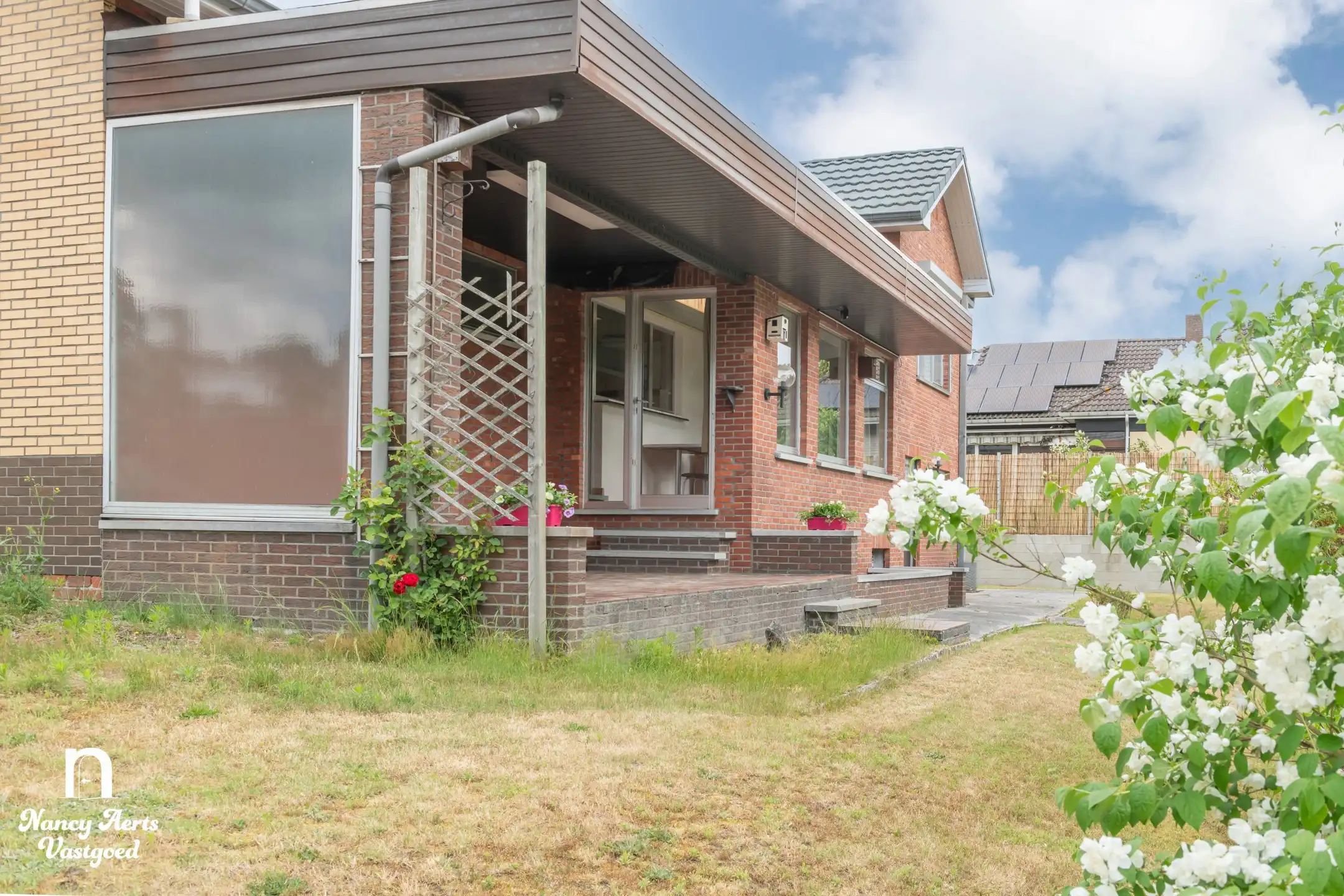 Uitstekend onderhouden split‑level woning in groene omgeving foto 5