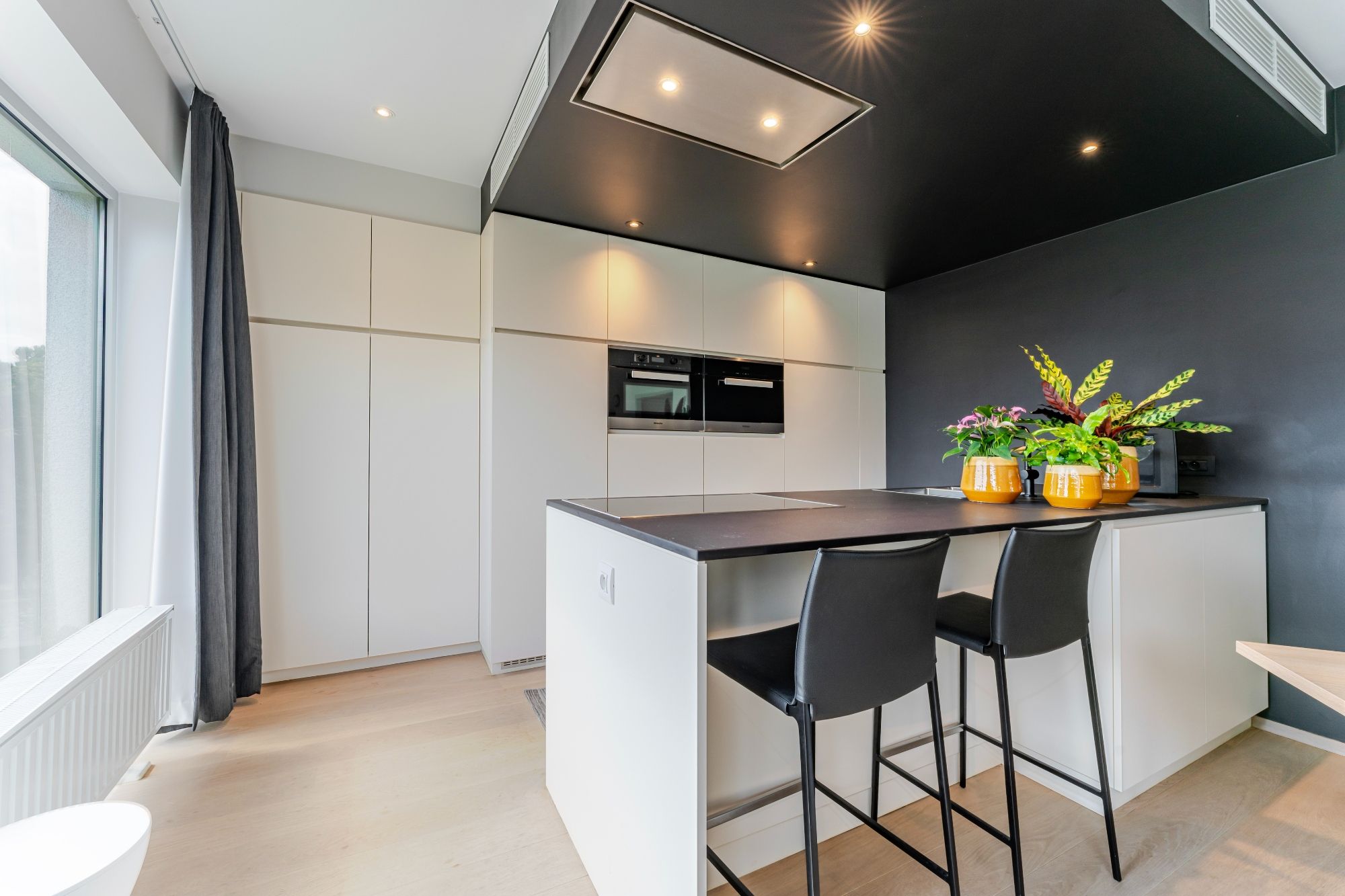 Modern Luxe-Appartement met 3slpk - terras en dubbele autostaanplaats foto 9
