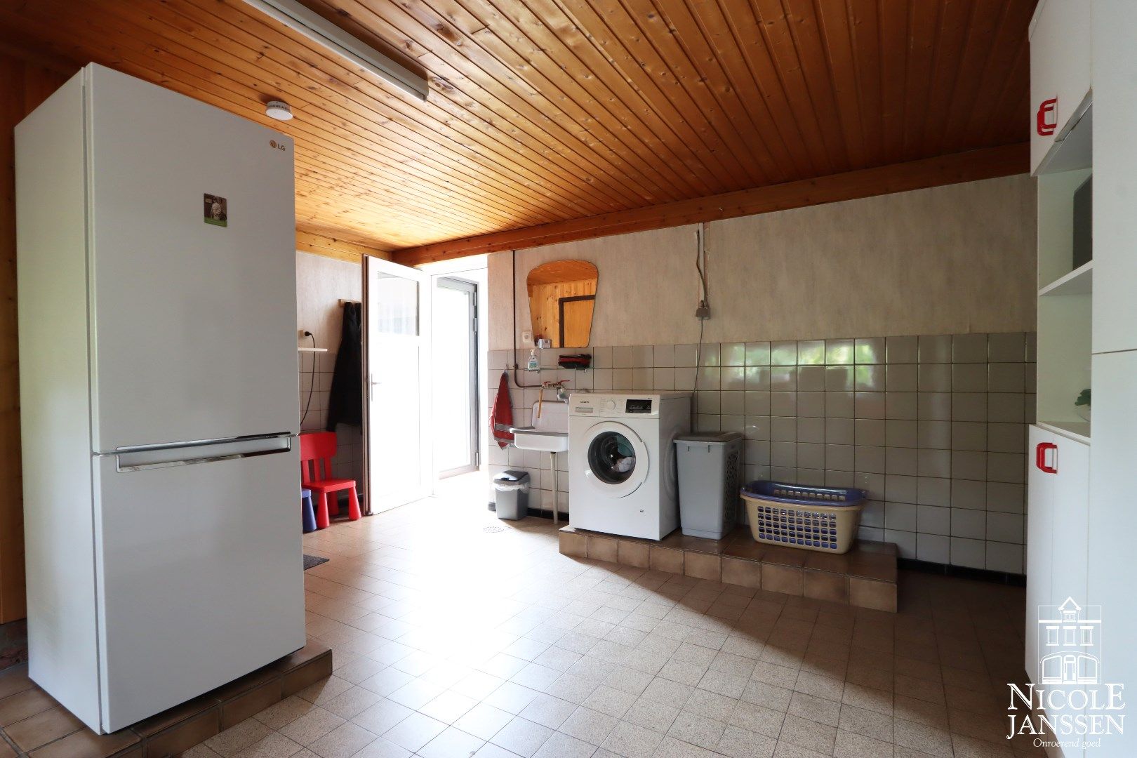 Instapklare gezinswoning met drie ruime slaapkamers en diepe tuin foto 17