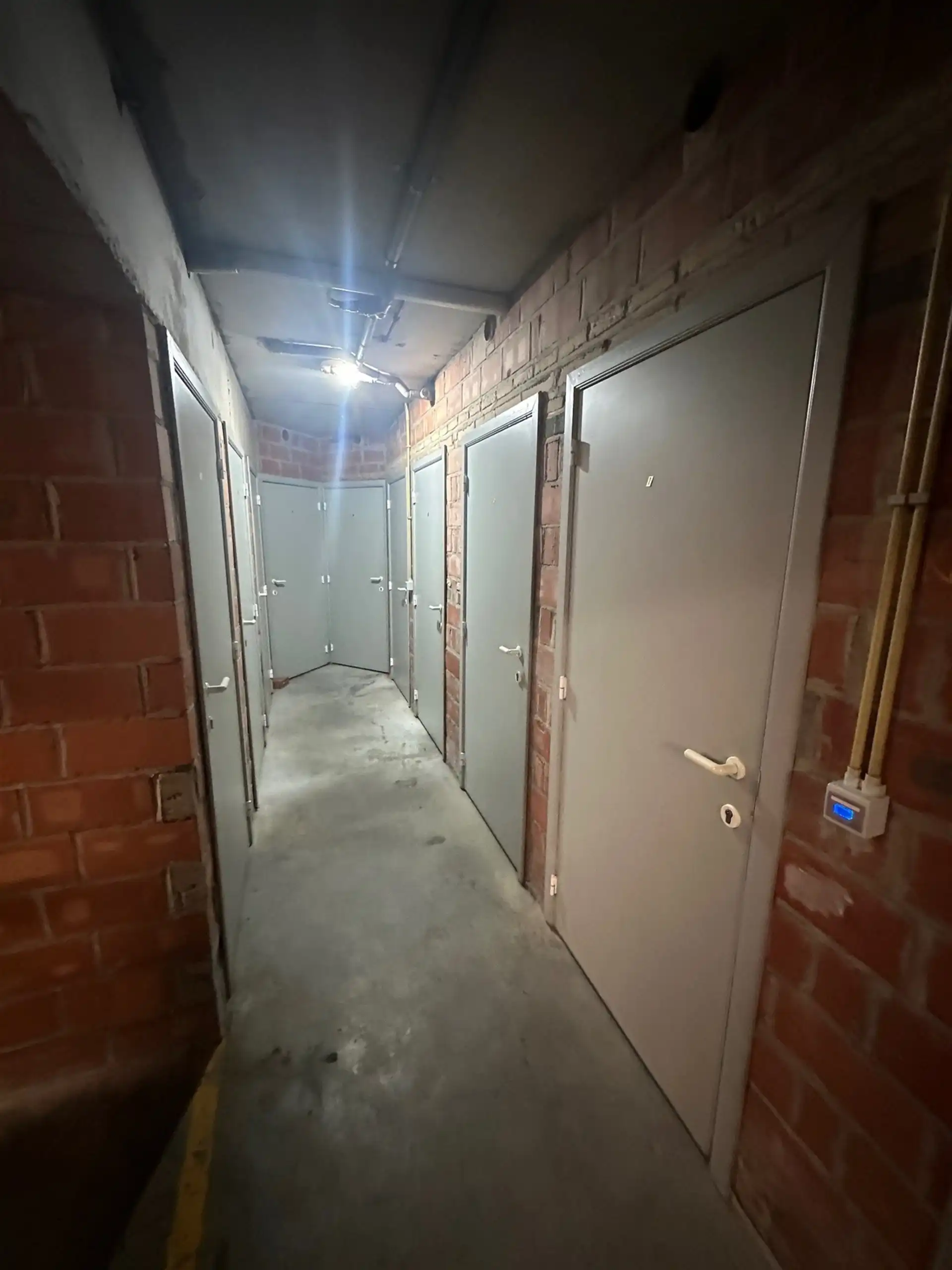 Strategisch gelegen en zeer ruim appartement met 2 slaapkamers foto 15