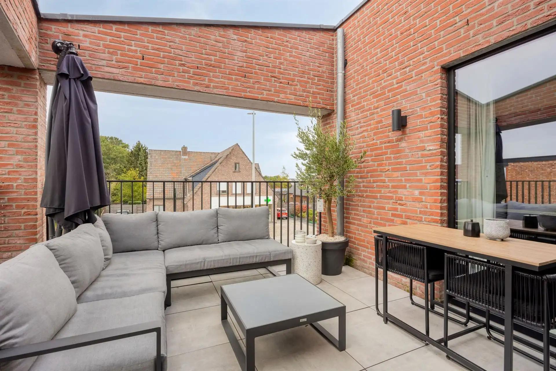 Prachtig nieuwbouwappartement met zonnig terras foto 12