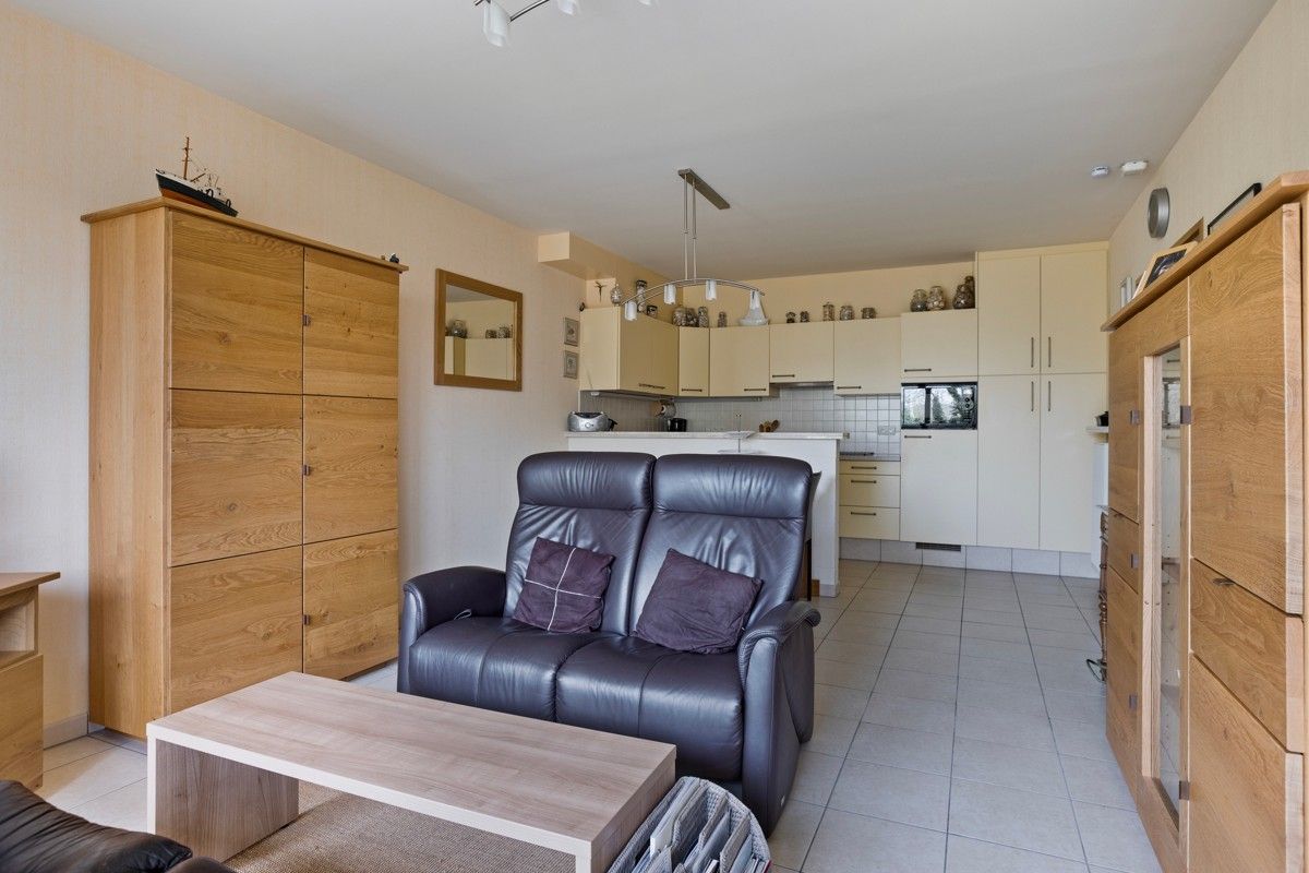 Schitterend gelegen appartement met twee slaapkamers te koop in Koksijde! foto 4