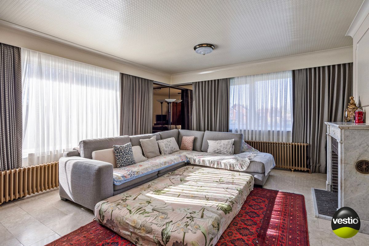 RUIME WONING MET PRAKTIJKRUIMTE OP 8A43CA TE NEREM. foto 6