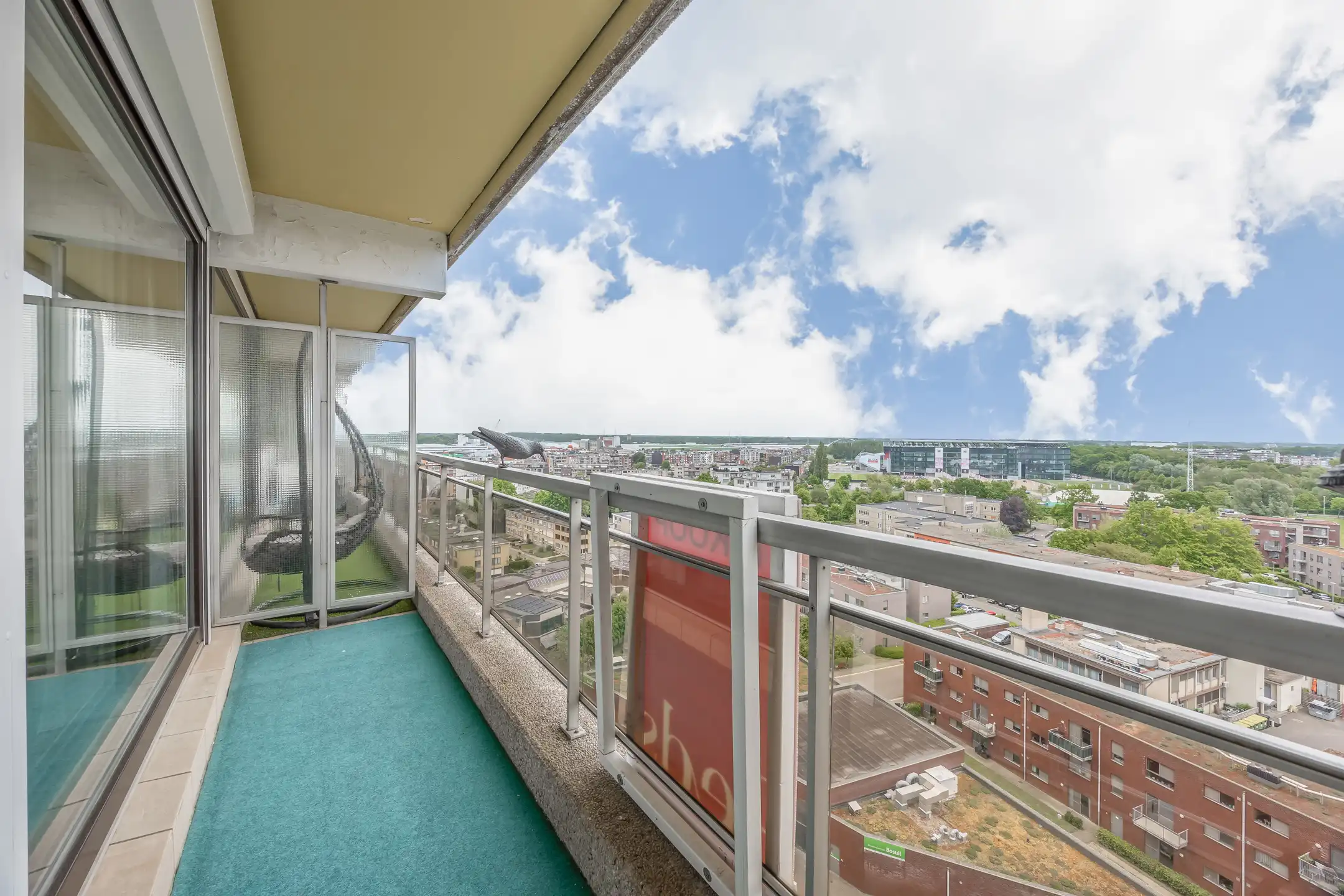 Mooi verzorgd appartement op 12de verdieping  met prachtig zicht, 2 slaapkamers en ondergrondse staanplaats foto 7