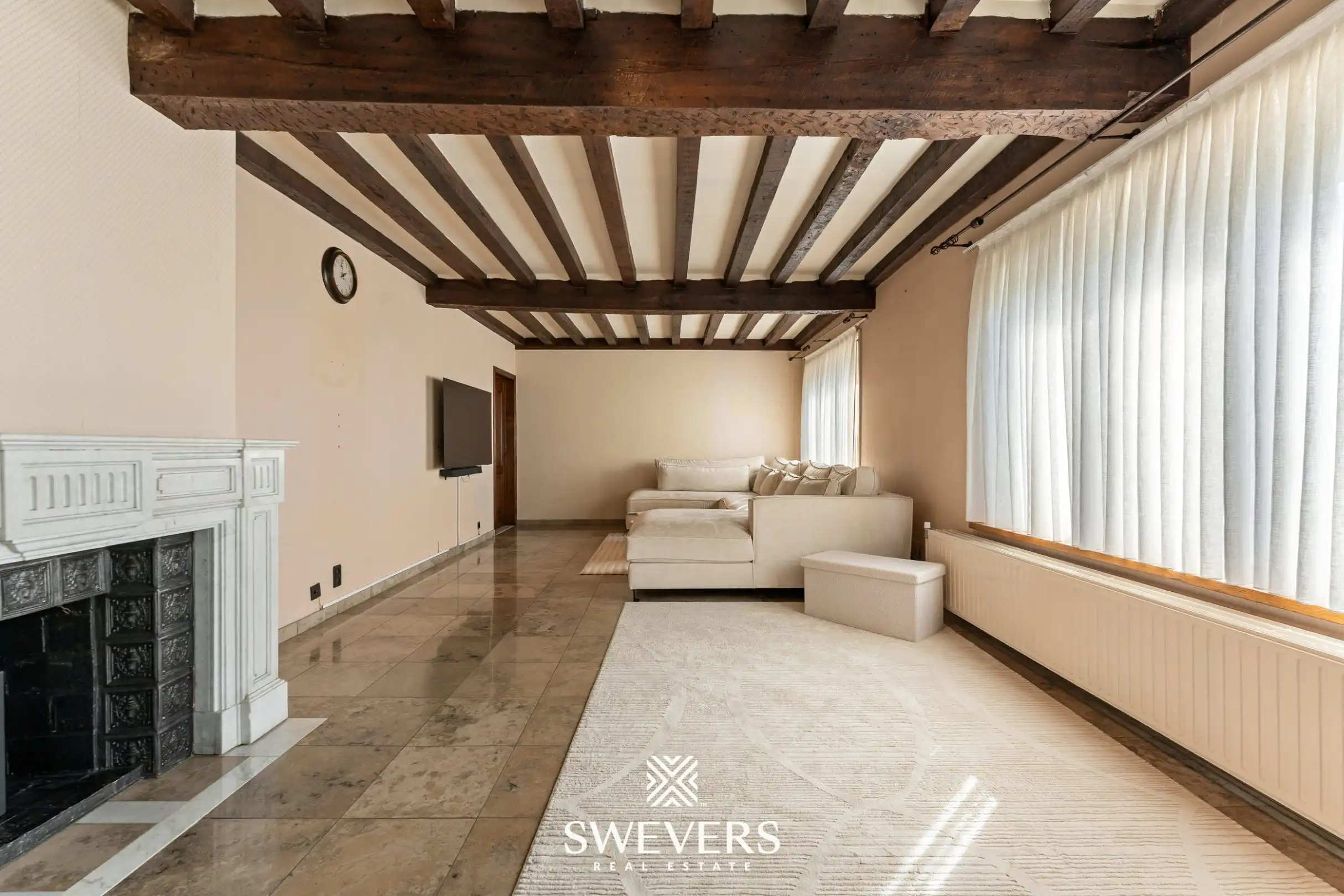 Karaktervolle gezinswoning met veel potentieel op 11a 74ca te Jesseren. foto 7