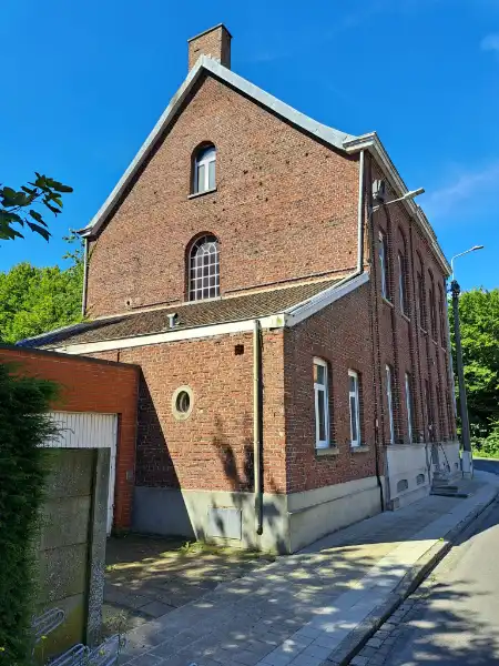Izegem - Ruime pastorie met diepe tuin op landelijke ligging foto 26
