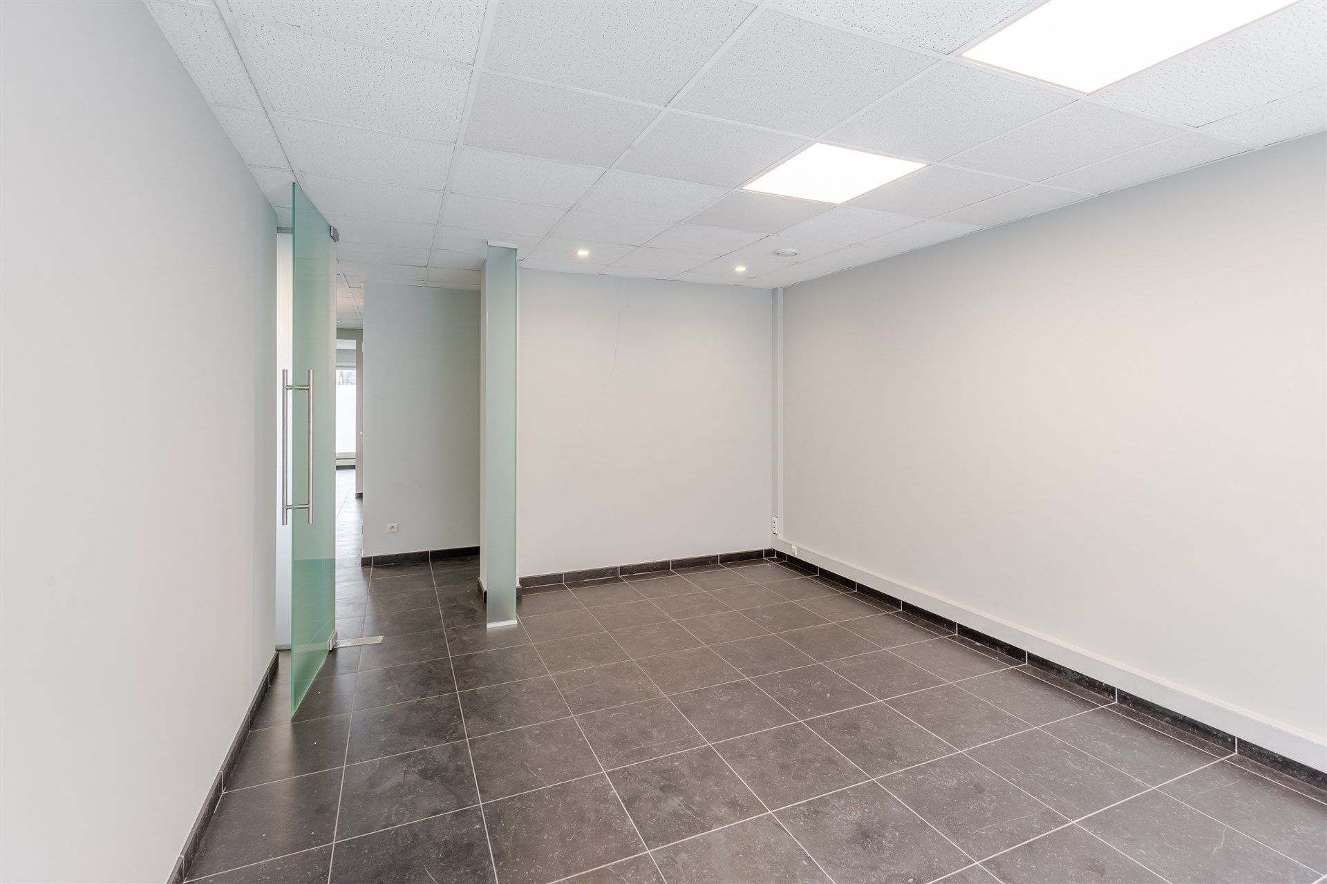 Veelzijdige commerciële ruimte / praktijkruimte foto 10