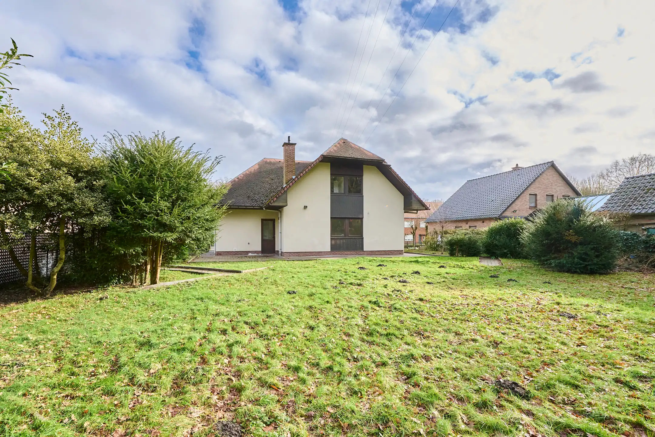 Zeer ruime en eigentijdse gezinswoning op 11a  foto {{pictureIndex}}