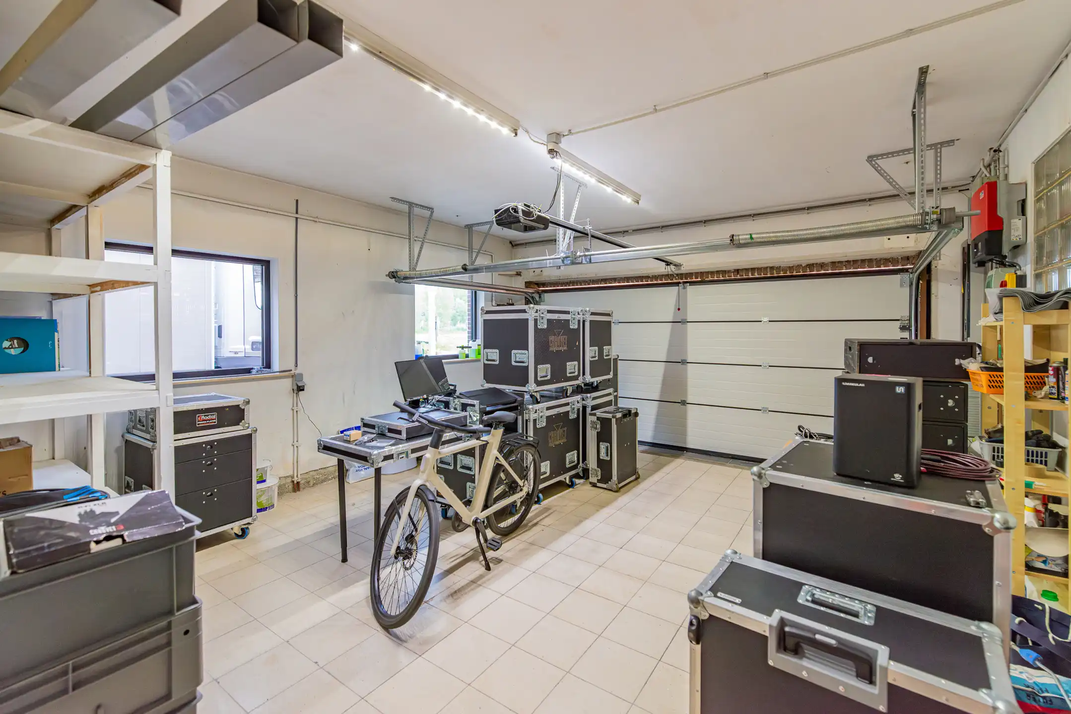 Prachtige halfopen met hoogwaardige afwerking!  foto 4