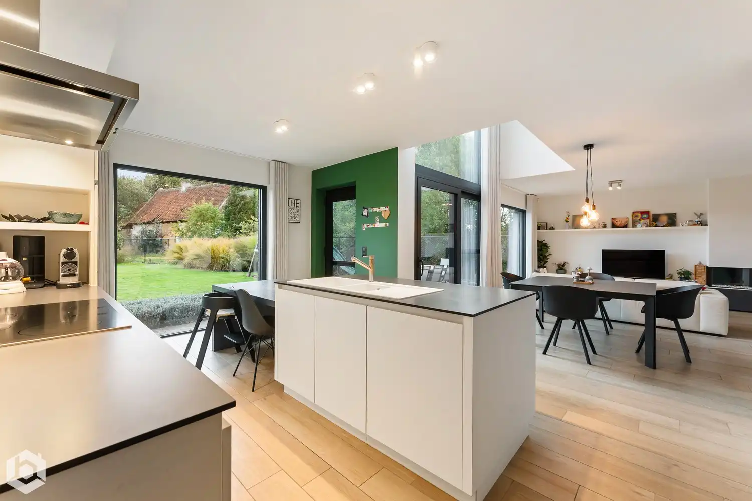 Tijdloze, instapklare woning met 3 slpkrs op perceel van 824 m² te Keerbergen foto 7