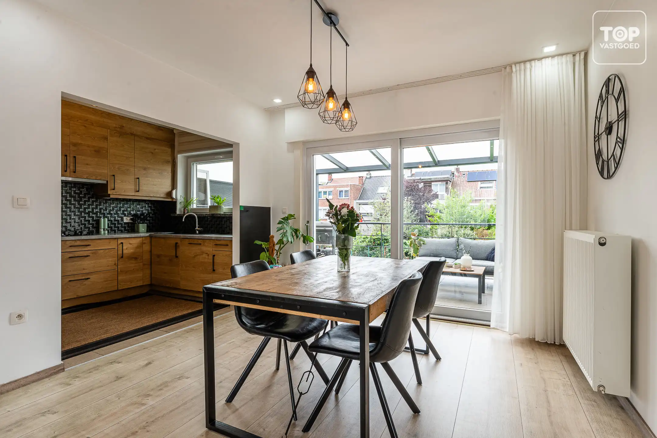 Instapklare woning met tuin vlakbij het Voorhavenpark. foto 19