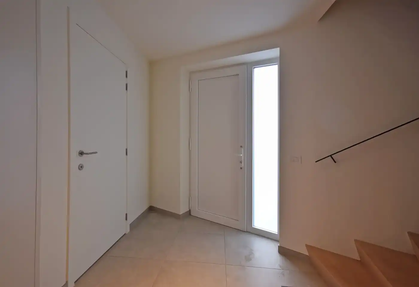 WONING MET 3 SLAAPKAMERS EN AANGRENZENDE GARAGE foto 5