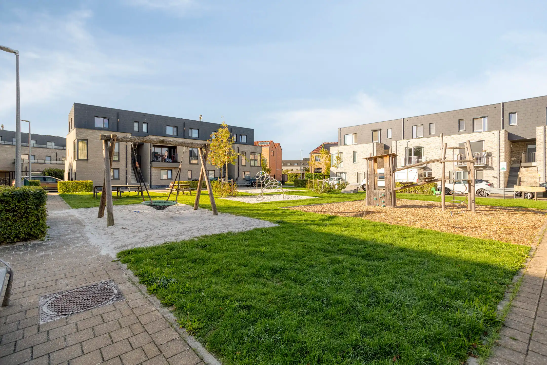 Recent 2 slaapkamer appartement met 3 terrassen in Wezemaal foto 19