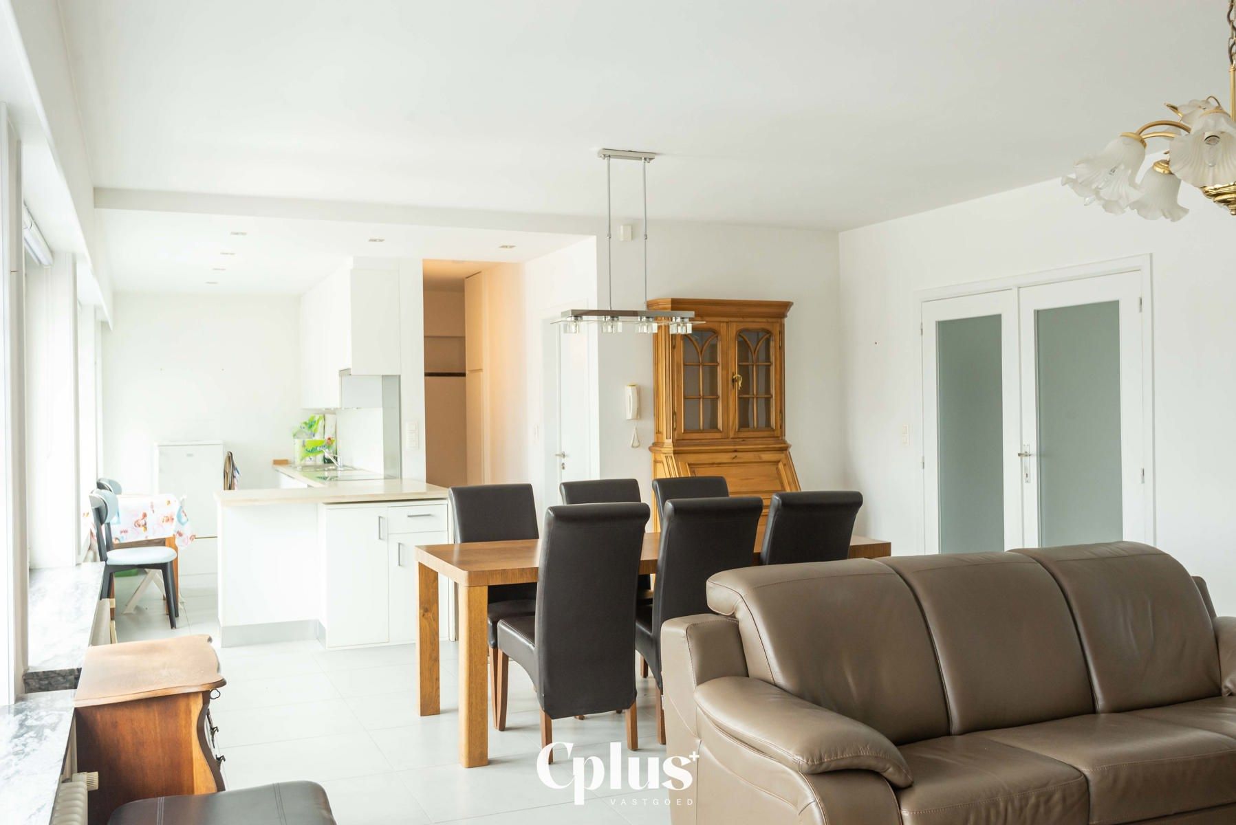 Ruim en lichtrijk appartement - te huur foto 2