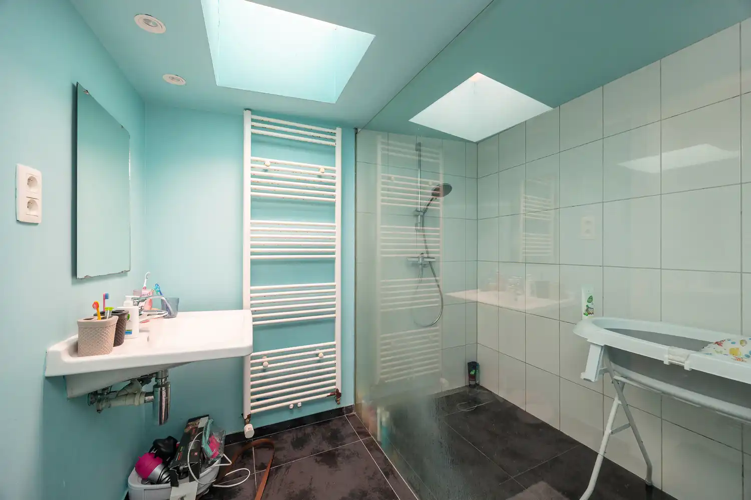 Charmante en instapklare starterswoning met grote Zuid-tuin foto 15