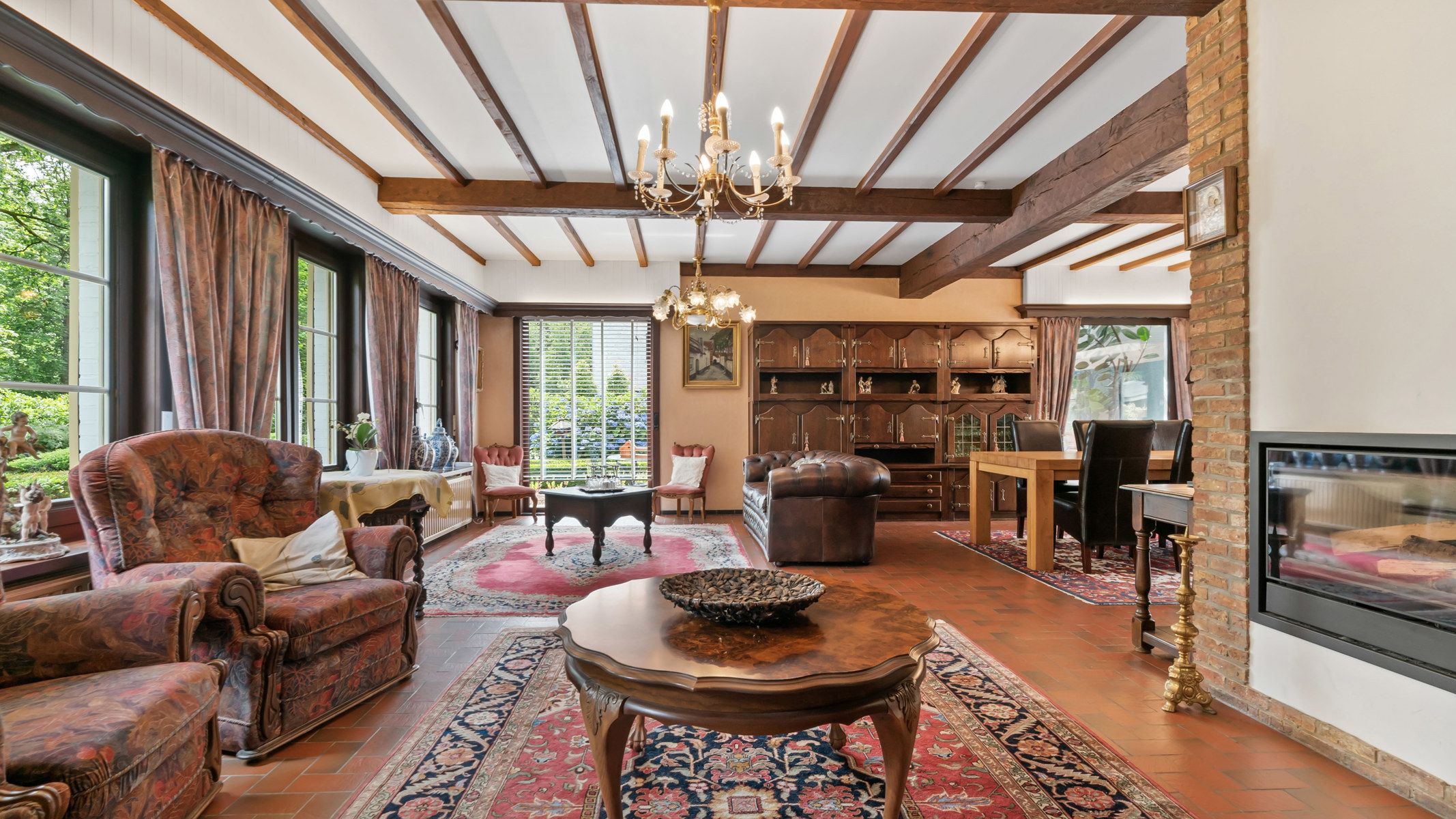 Ruime villa nabij het park van Schilde op ca. 3669 m². foto 6