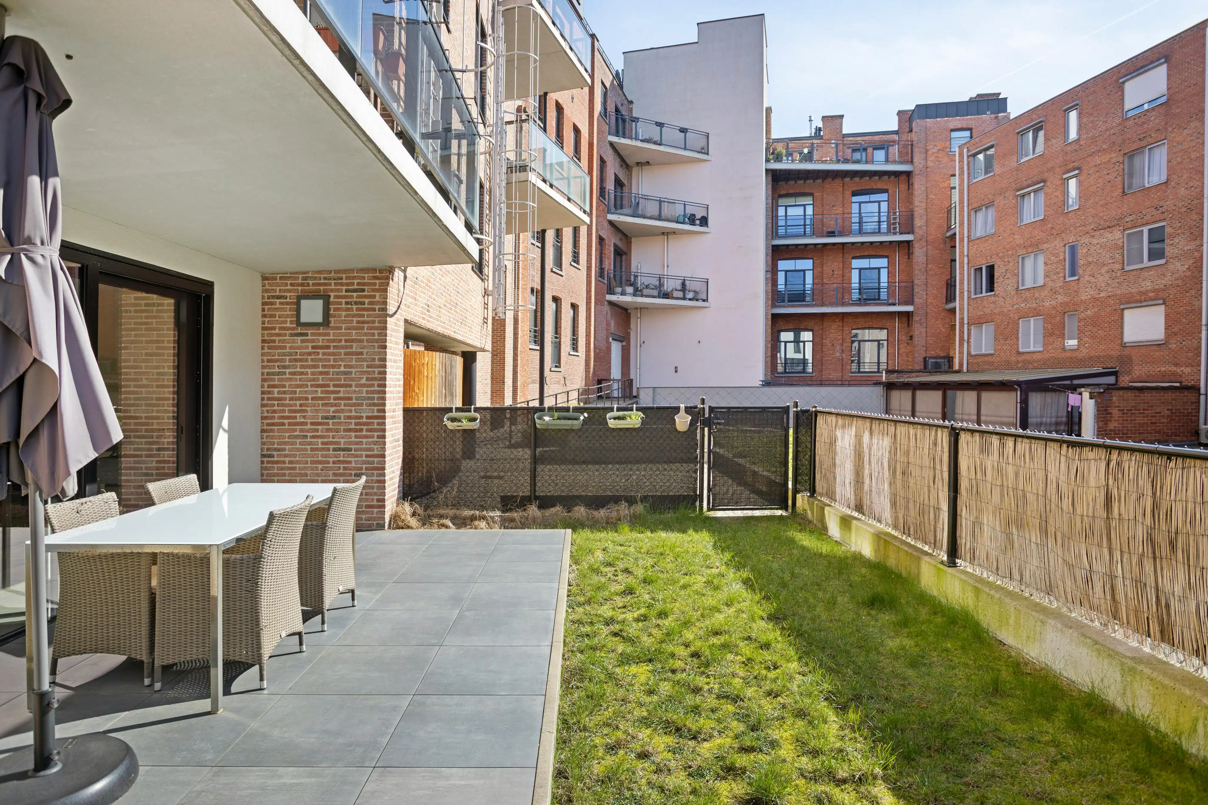 Appartement met één slaapkamer en tuin in centrum Vilvoorde foto 7