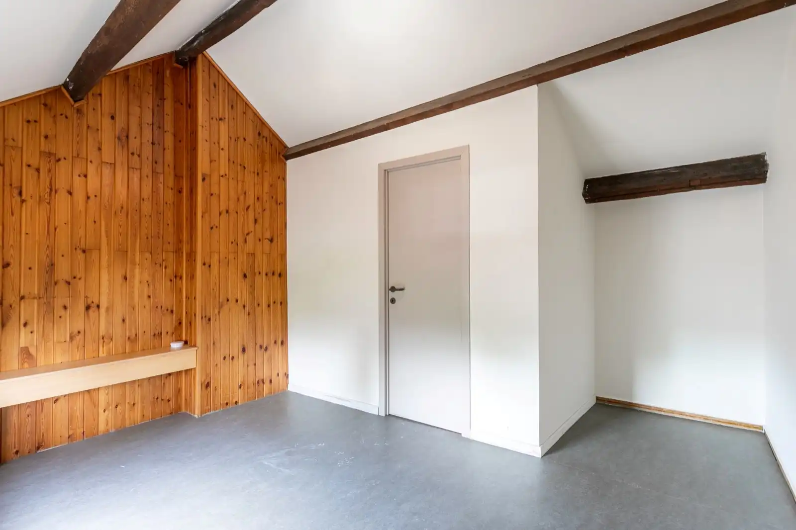 Opbrengsteigendom met 2 vergunde appartementen en kelders in het centrum van Halle foto 18