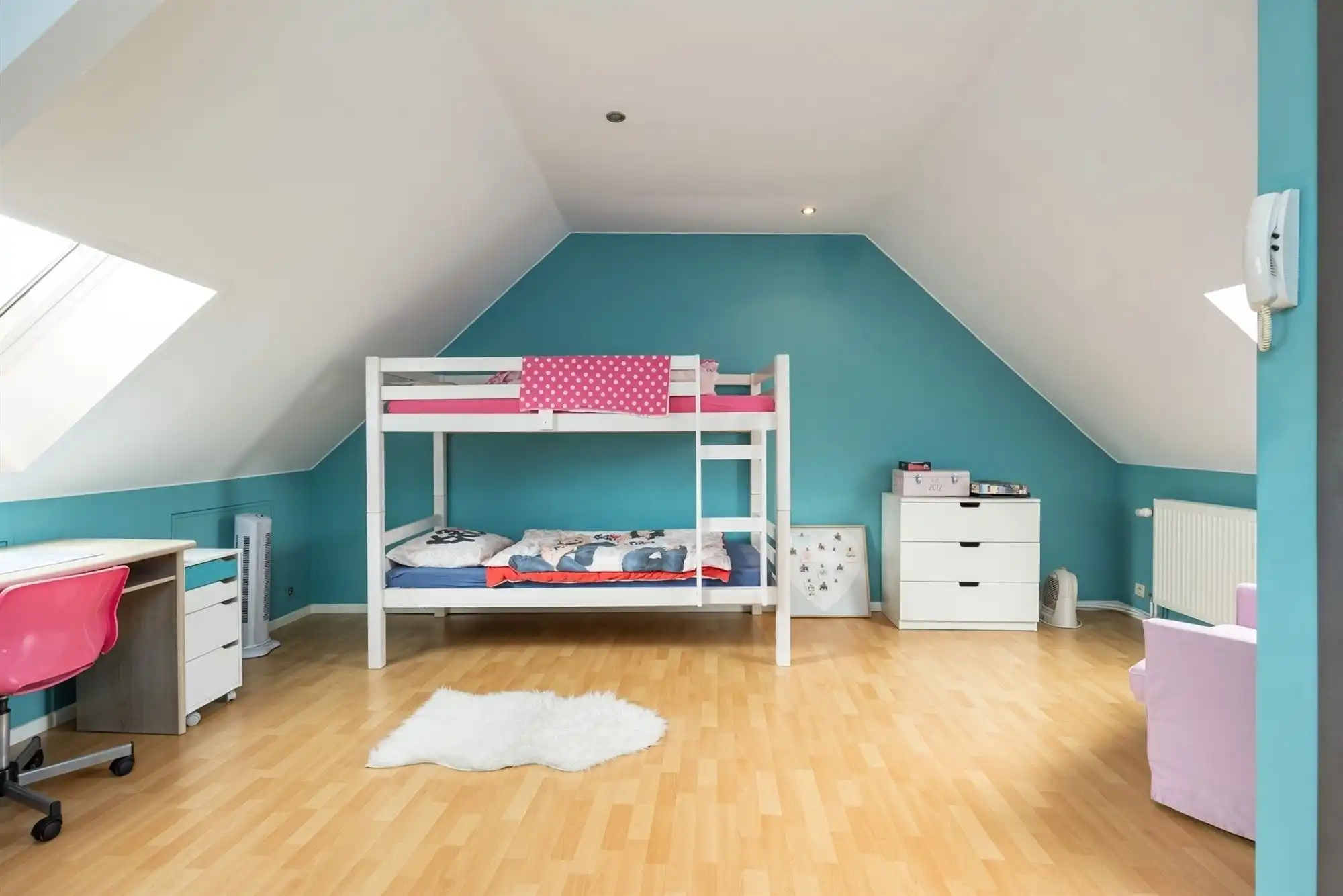 Volledig instapklaar huis met twee slaapkamers foto 15