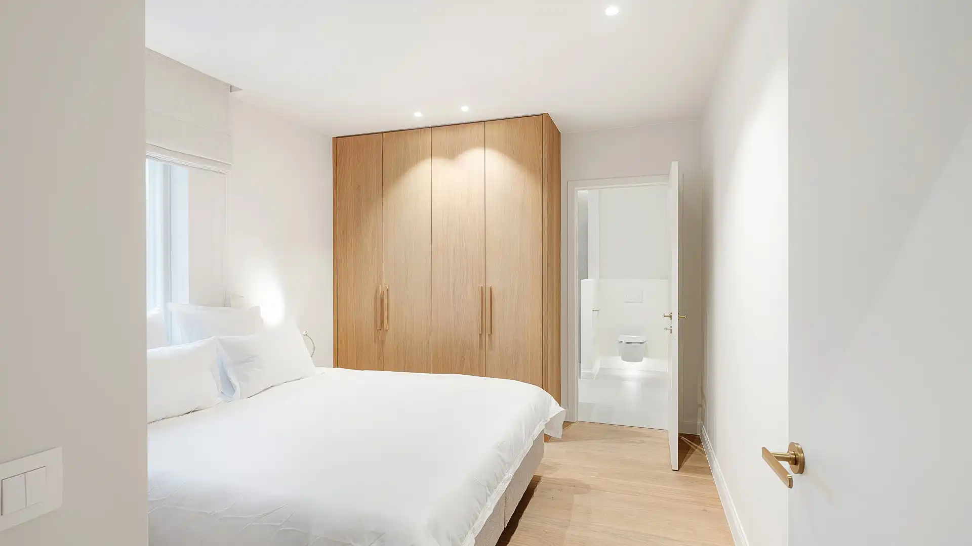 Luxueuze, alleenstaande villa in een residentiële wijk in Knokke met 5 slaapkamers. foto 19