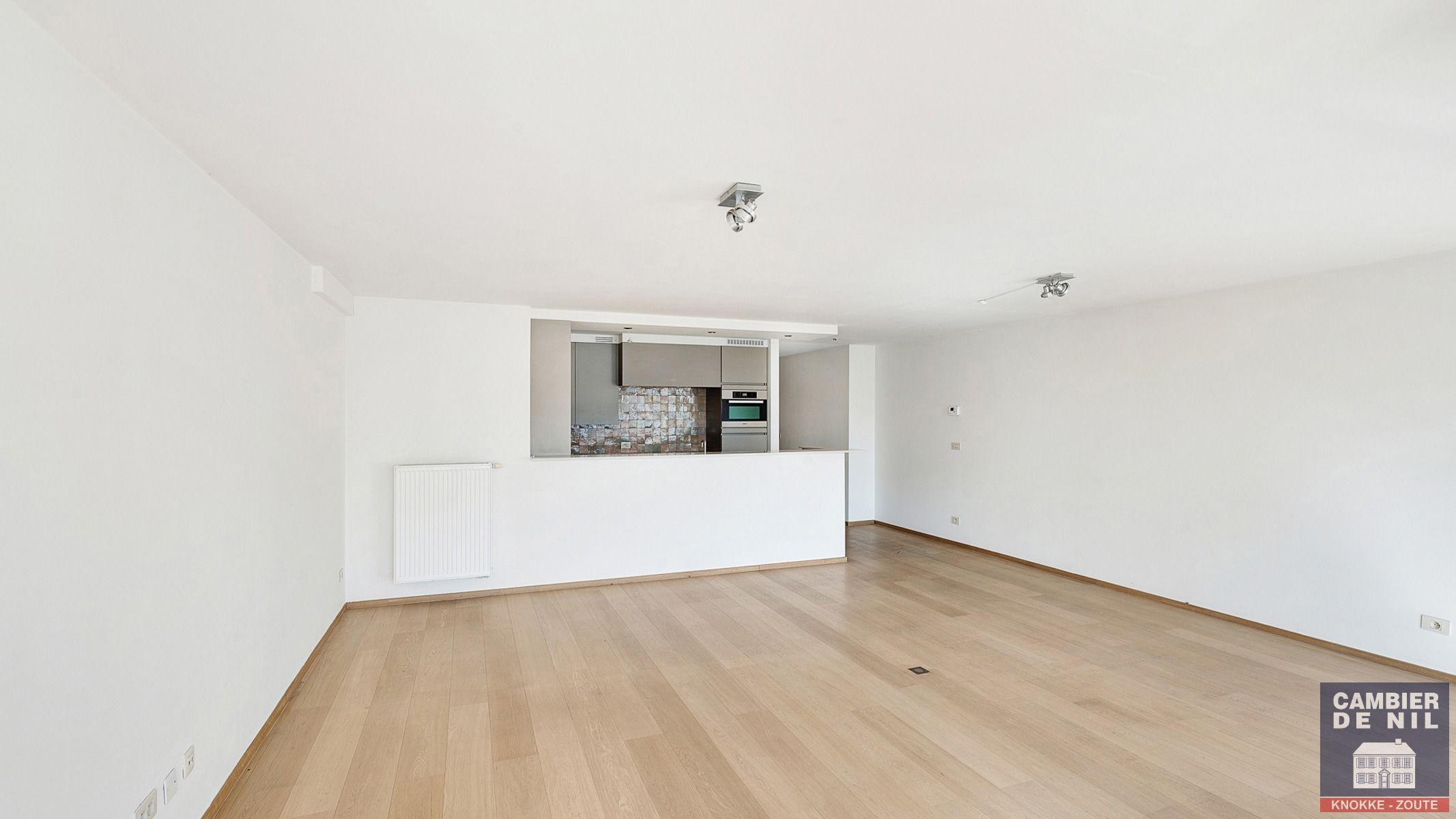 Zee, zon en zicht! 2-slaapkamerappartement met zijdelings zeezicht en open zicht in hartje Knokke foto 7