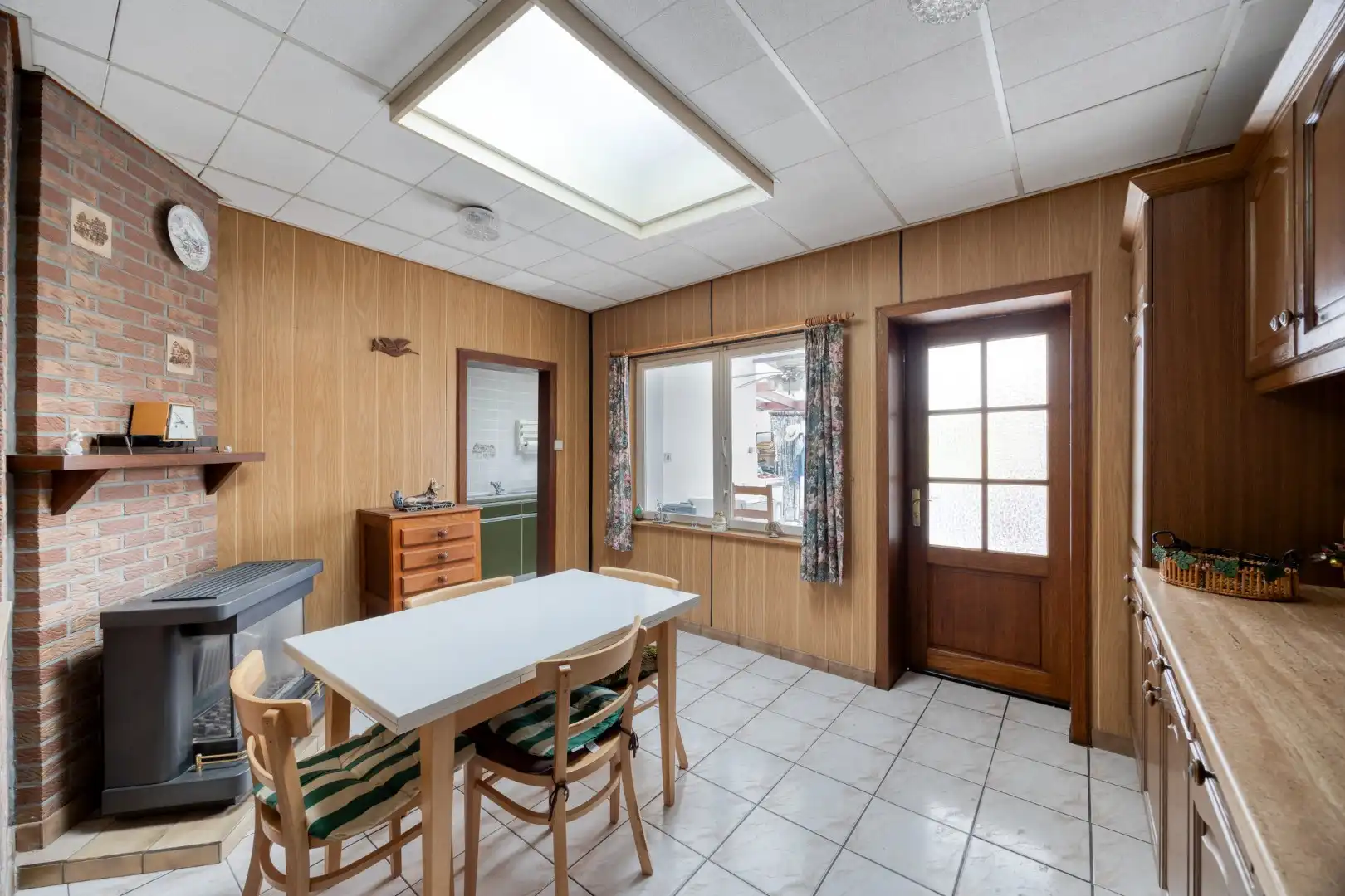 Woning met diepe tuin - vlakbij stadscentrum Tongeren foto 9