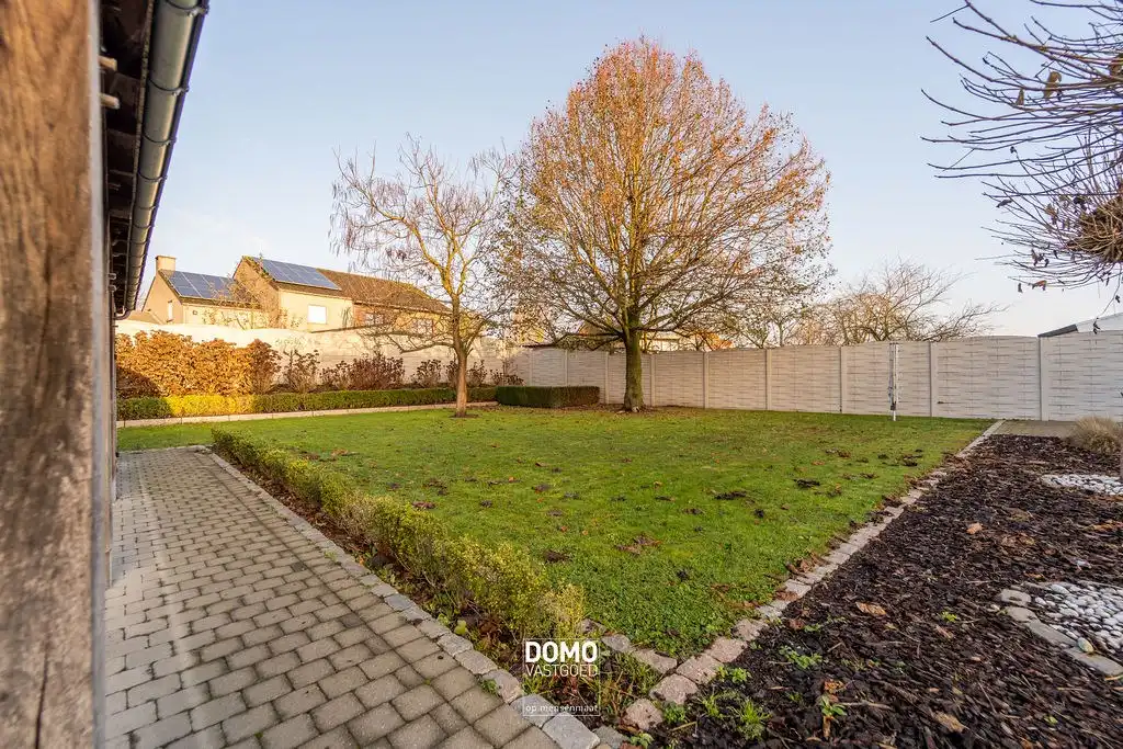 WARME GEZINSWONING VAN 262 M² MET PRACHTIGE TUIN IN HARTJE KORTESSEM  foto 26